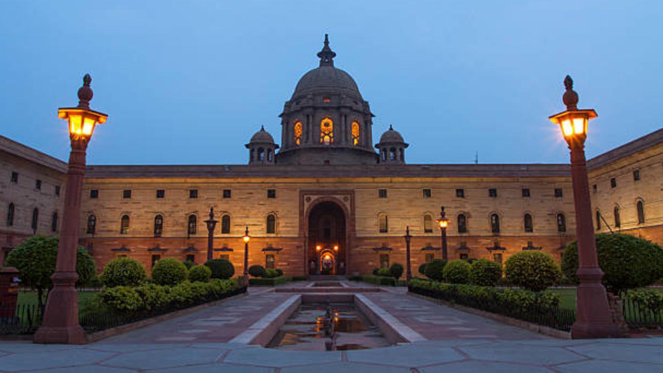 Private Delhi Illuminated Evening City Tour