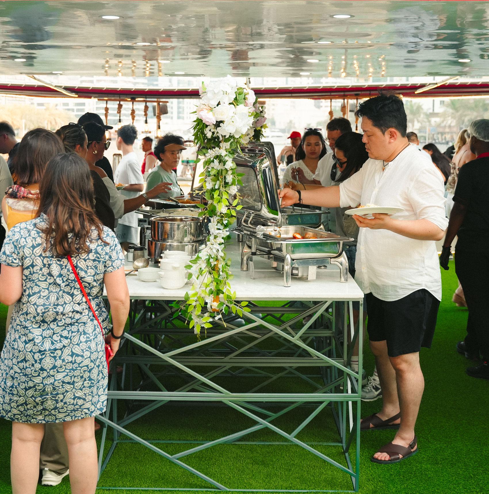 Dubai Marina Sunset & Dinner Cruise with Live Music & Open Bar