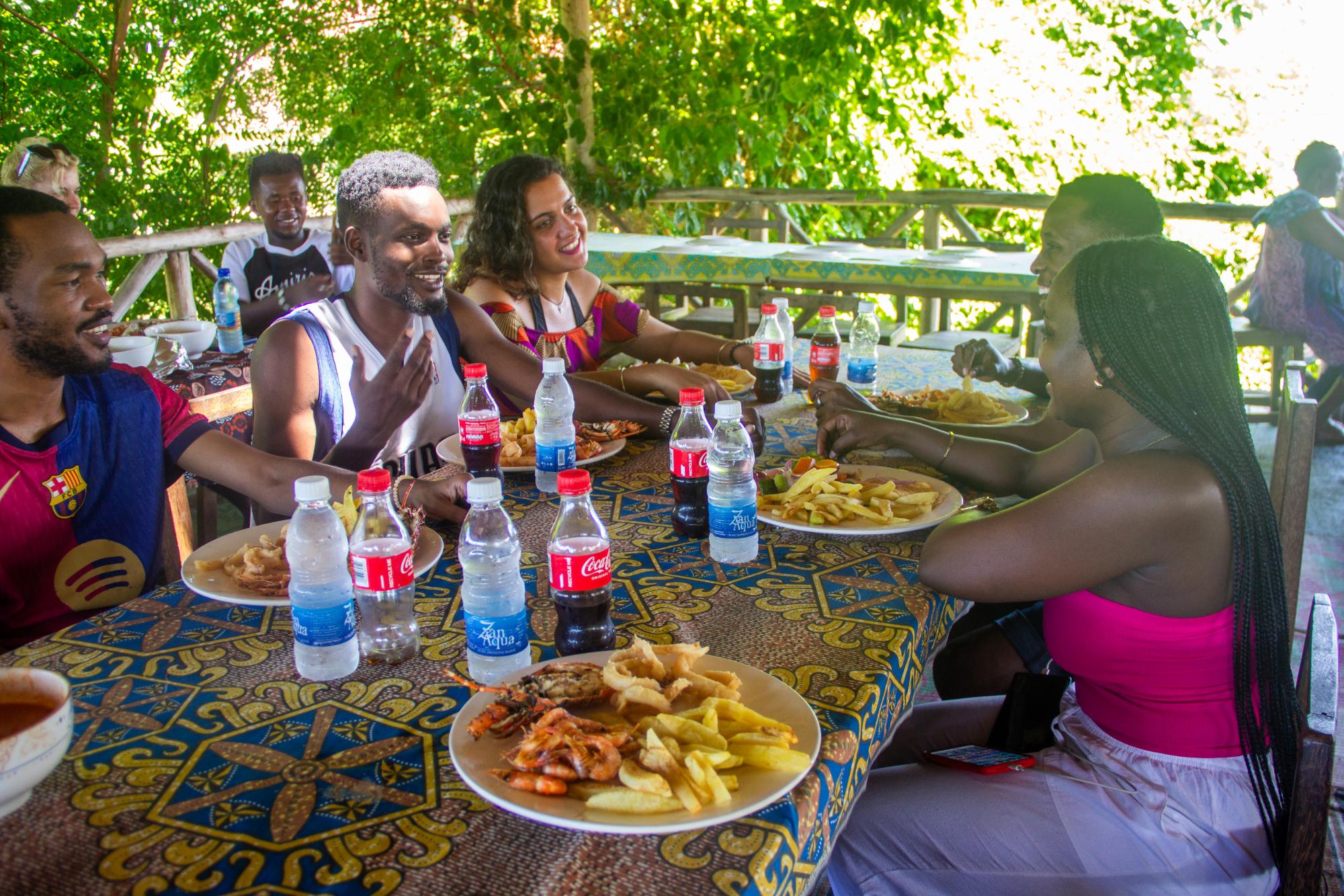 Zanzibar Mnemba Island Snorkeling & Boat Tour with Lunch