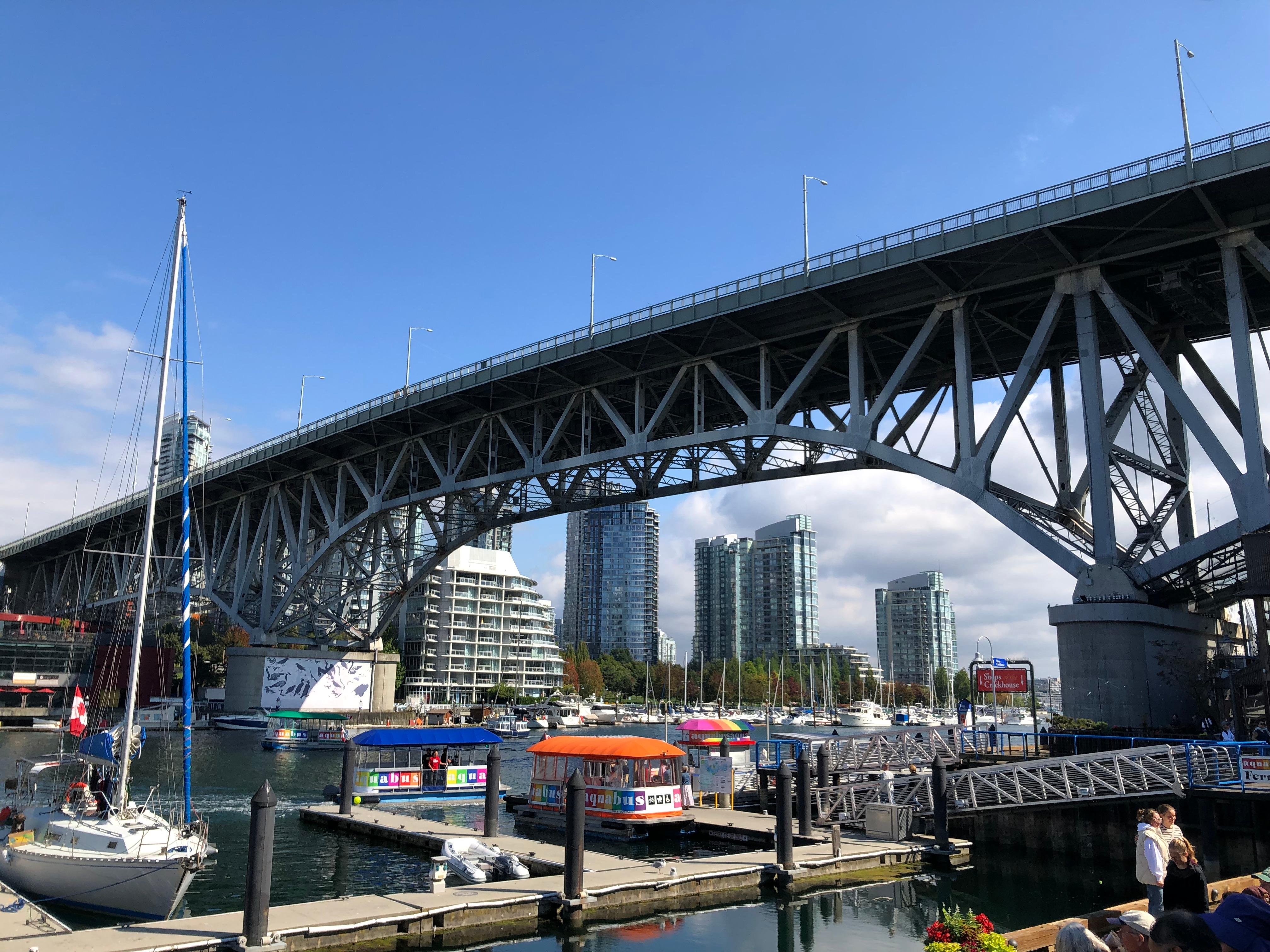 Complete Vancouver Private Small-Group City Tour