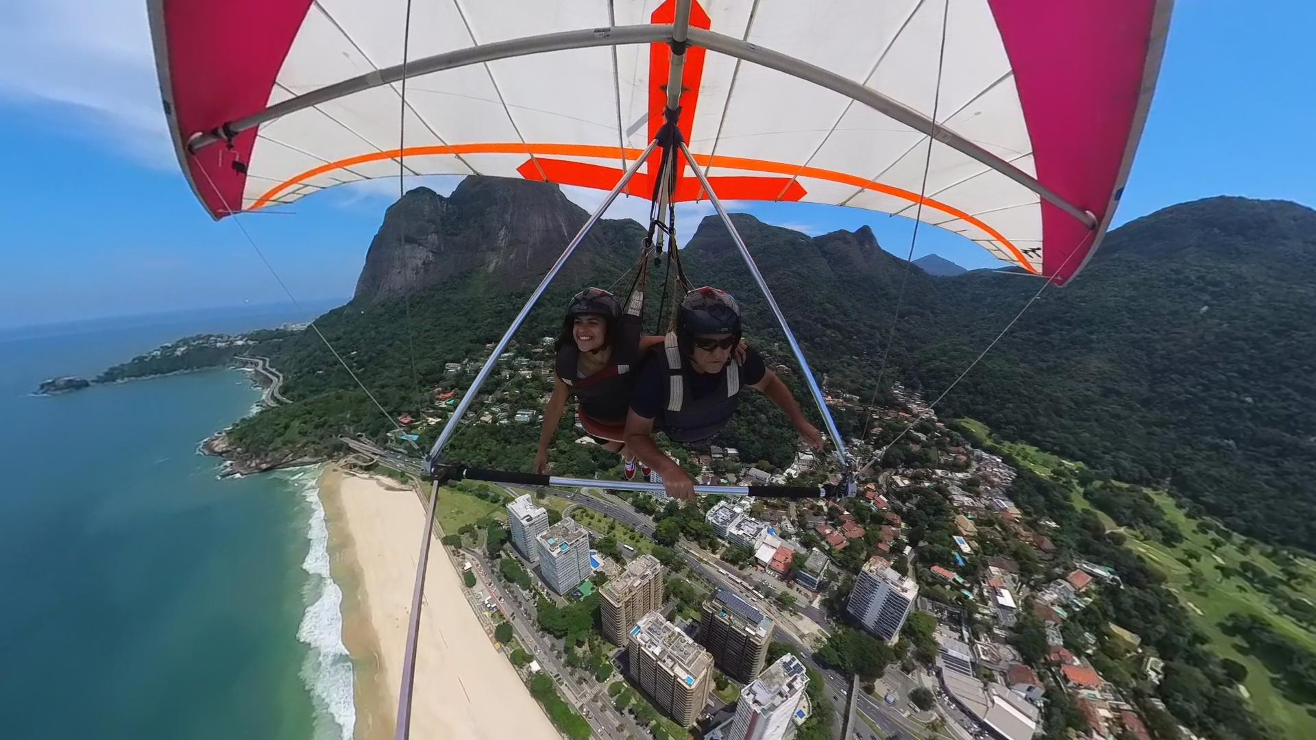 Rio de Janeiro Tandem Hang Gliding & Paragliding Flight