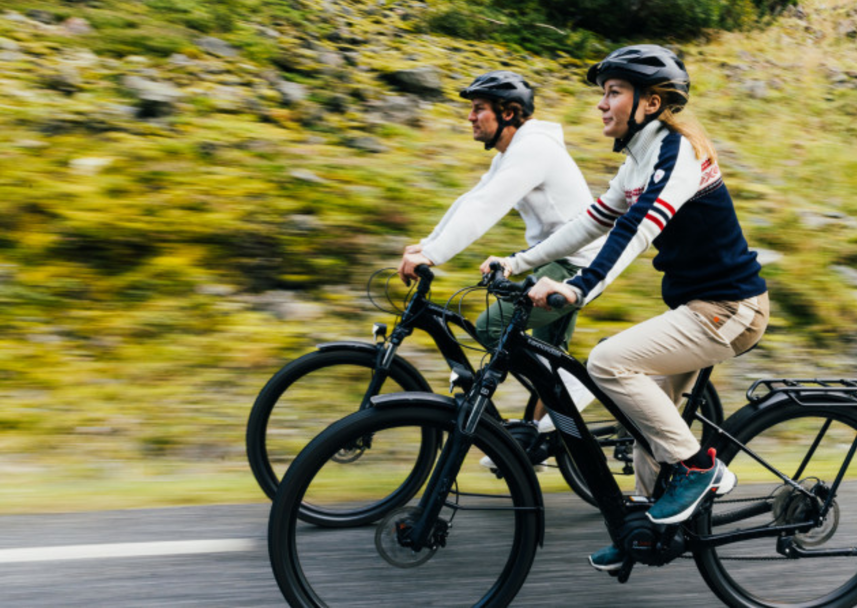Molde E-Bike Tour: City Center & Varden Viewpoint