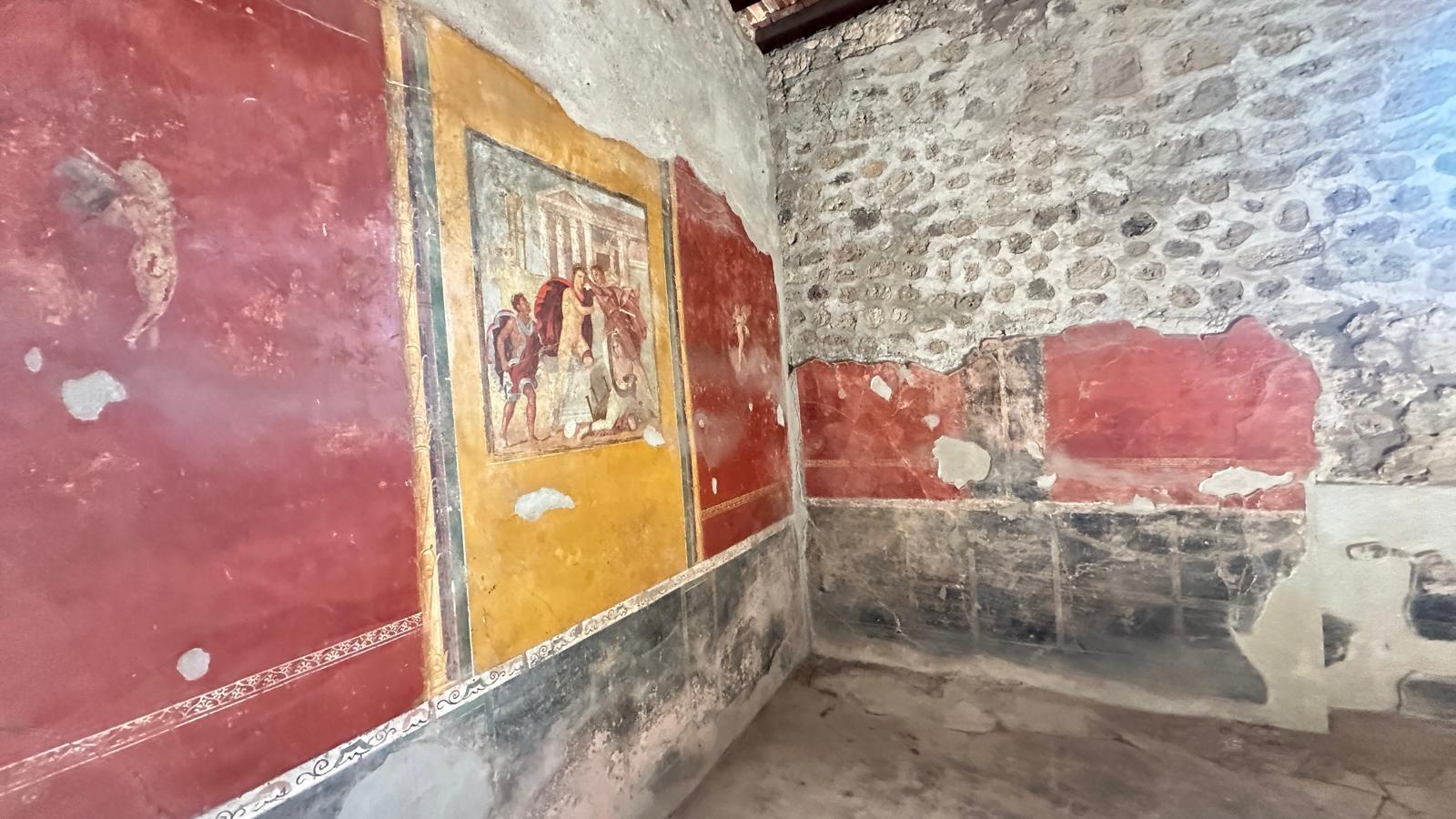 Pompeii Guided Tour from Positano with Skip-the-Line Entry