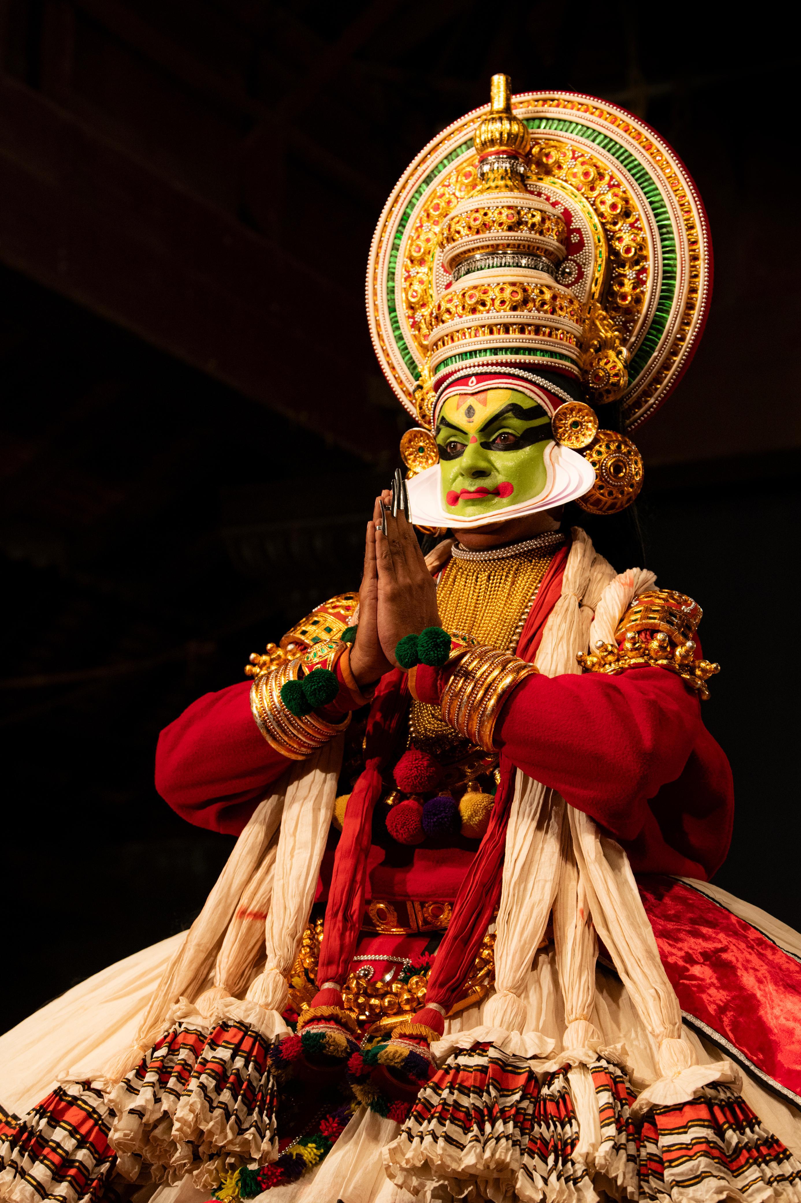 Kochi Evening Showcase: Kathakali, Theyyam, and Kalaripayattu