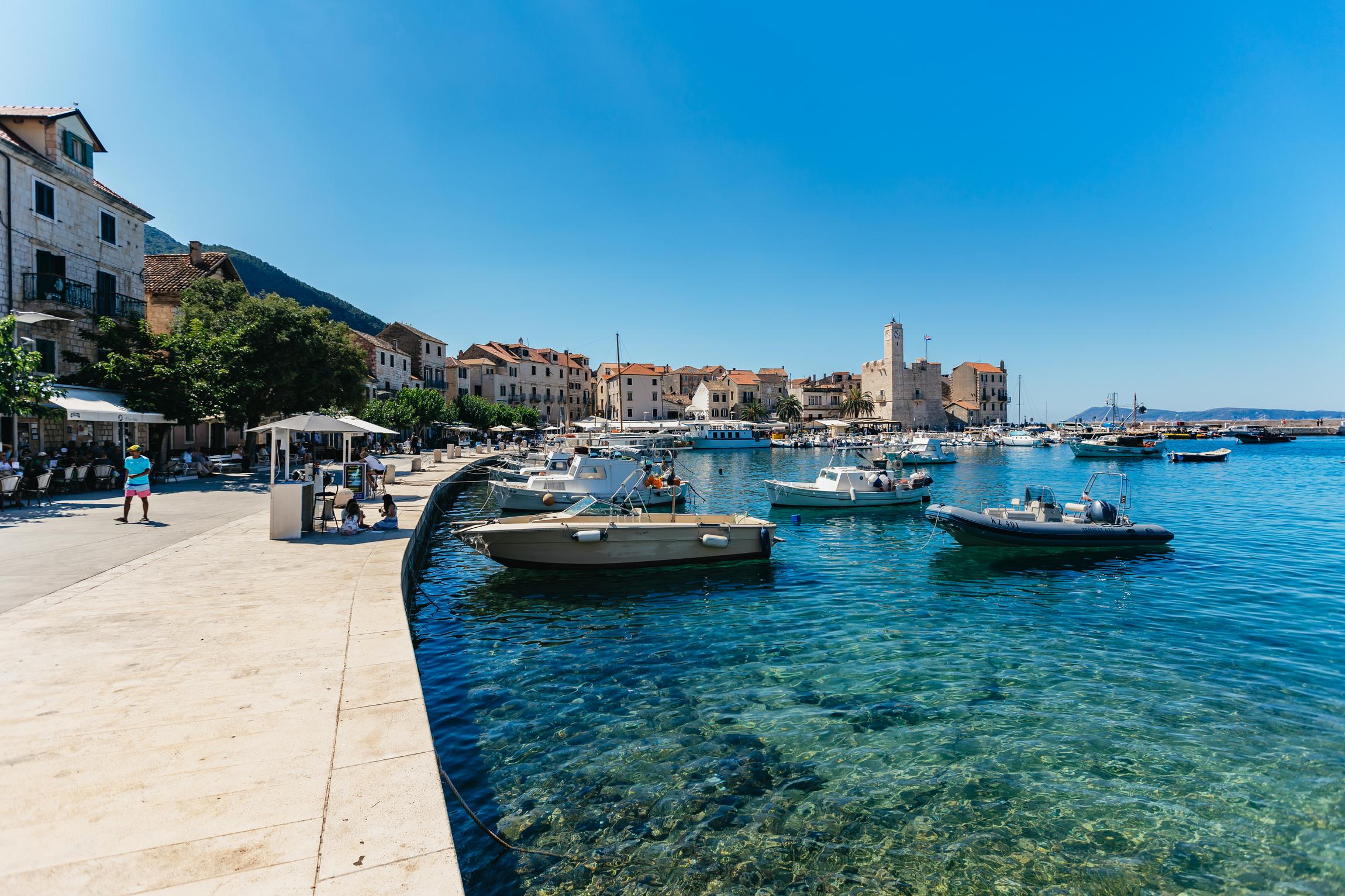 5-Island Speedboat Adventure: Blue Cave & Hvar from Split/Trogir
