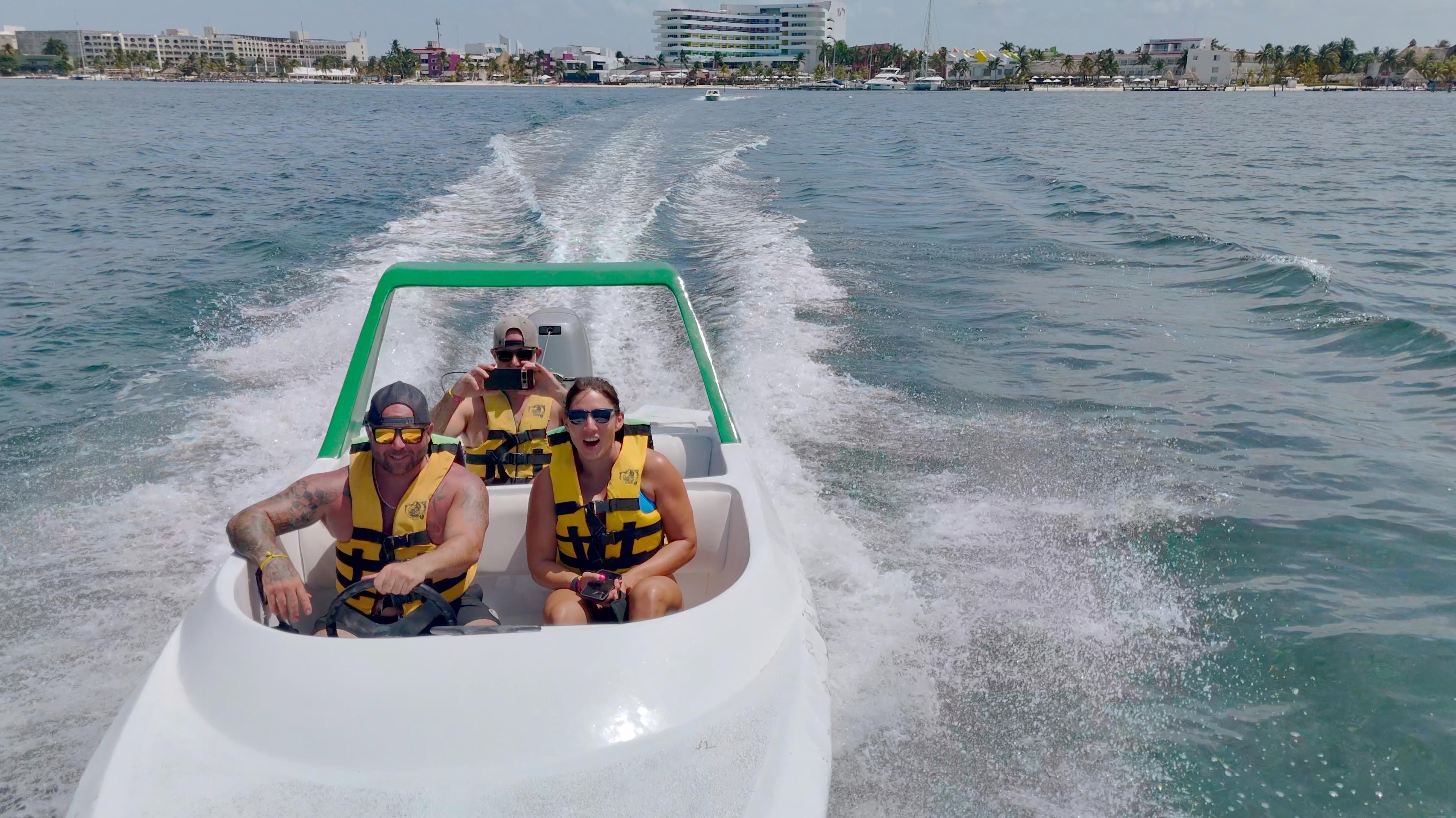 Nichupté Lagoon Self-Drive Speedboat Adventure