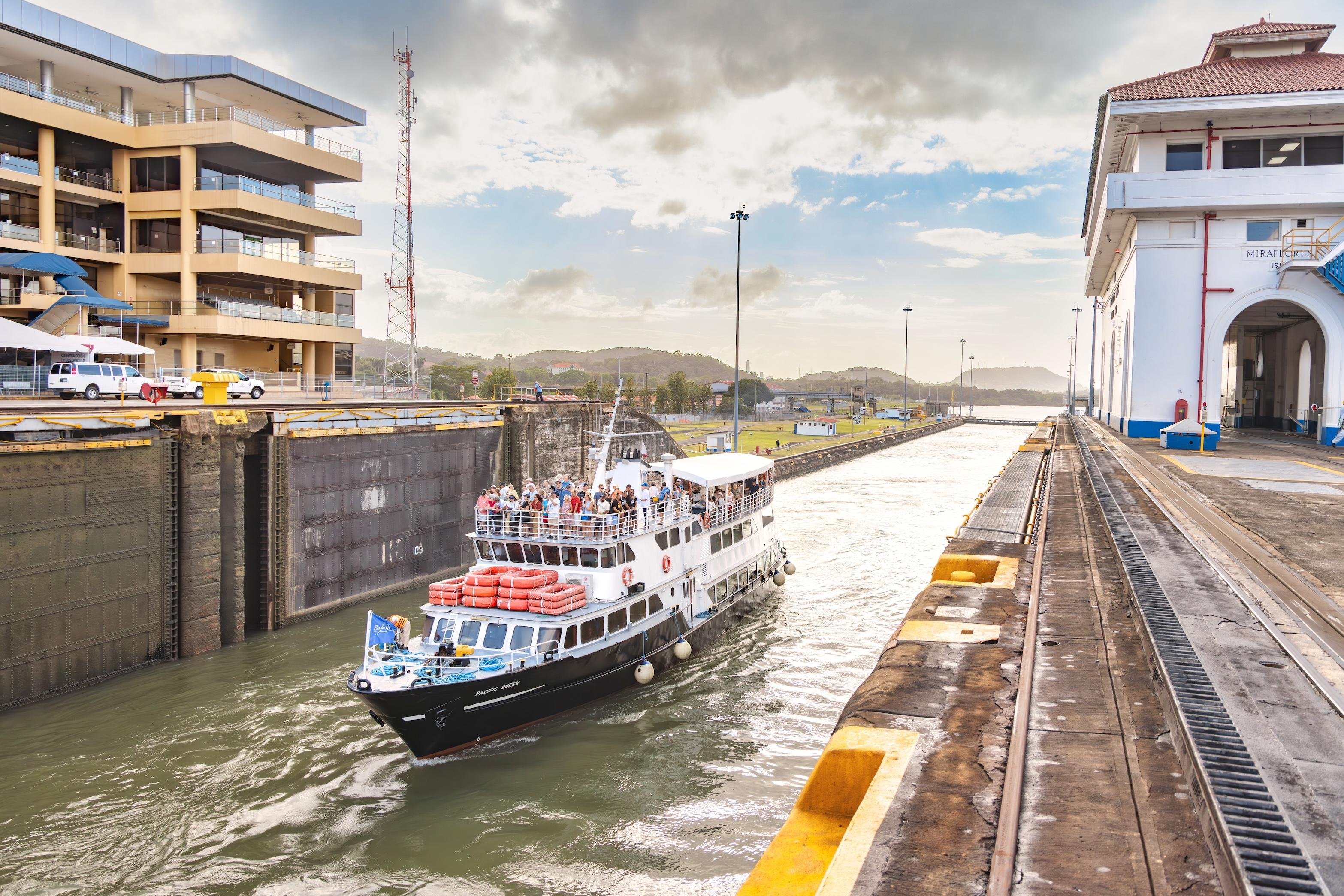 Northbound Panama Canal Cruise aboard the Pacific Queen