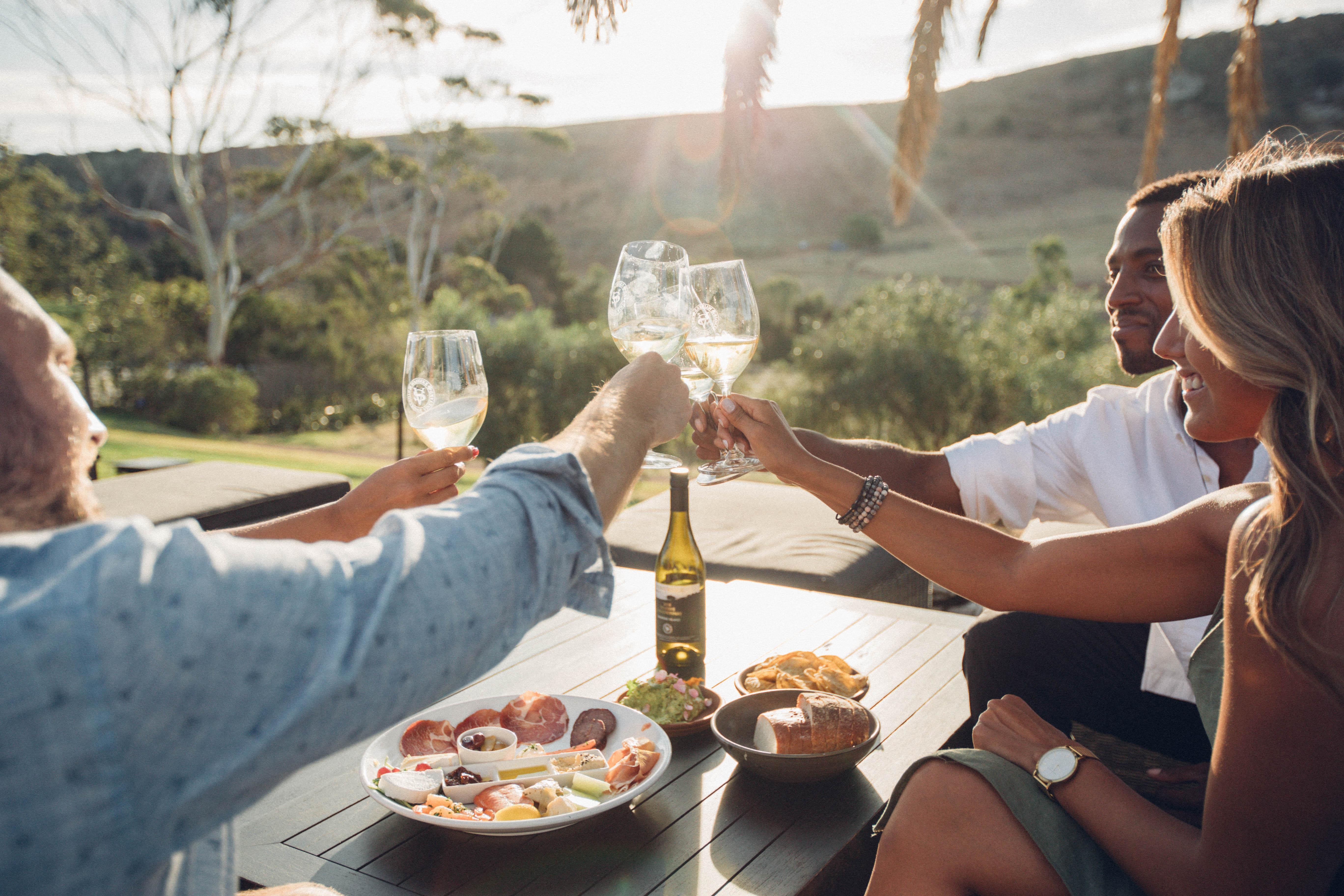 Waiheke Island wine tour — image 1