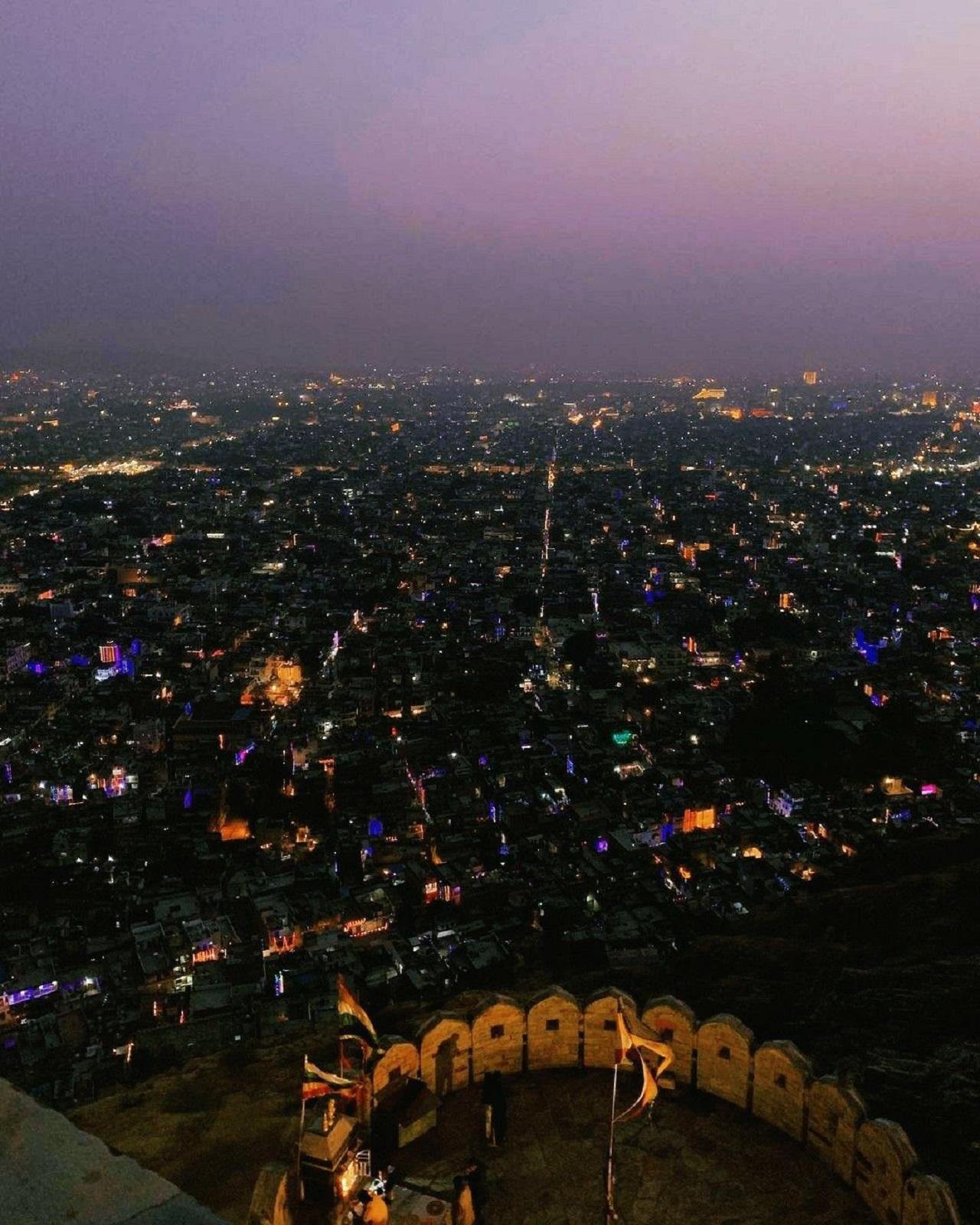 Jaipur After Dark: Private Open-Air Jeep Safari