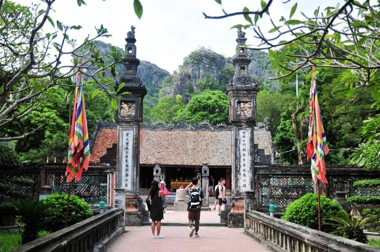 3-Day Ninh Binh, Ha Long & Lan Ha Bay 5-Star Cruise from Hanoi