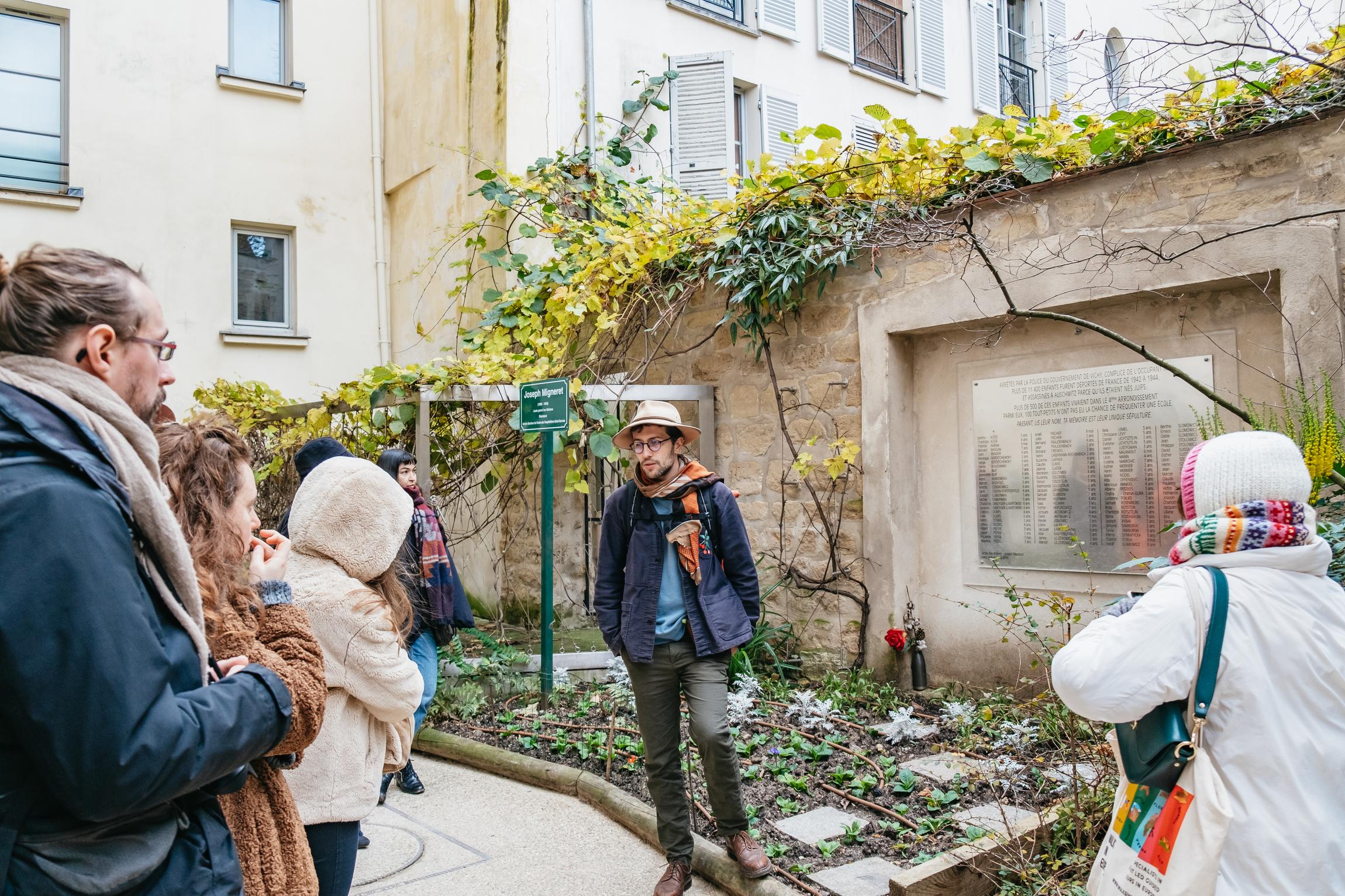 quarter tour in Paris — photo 13