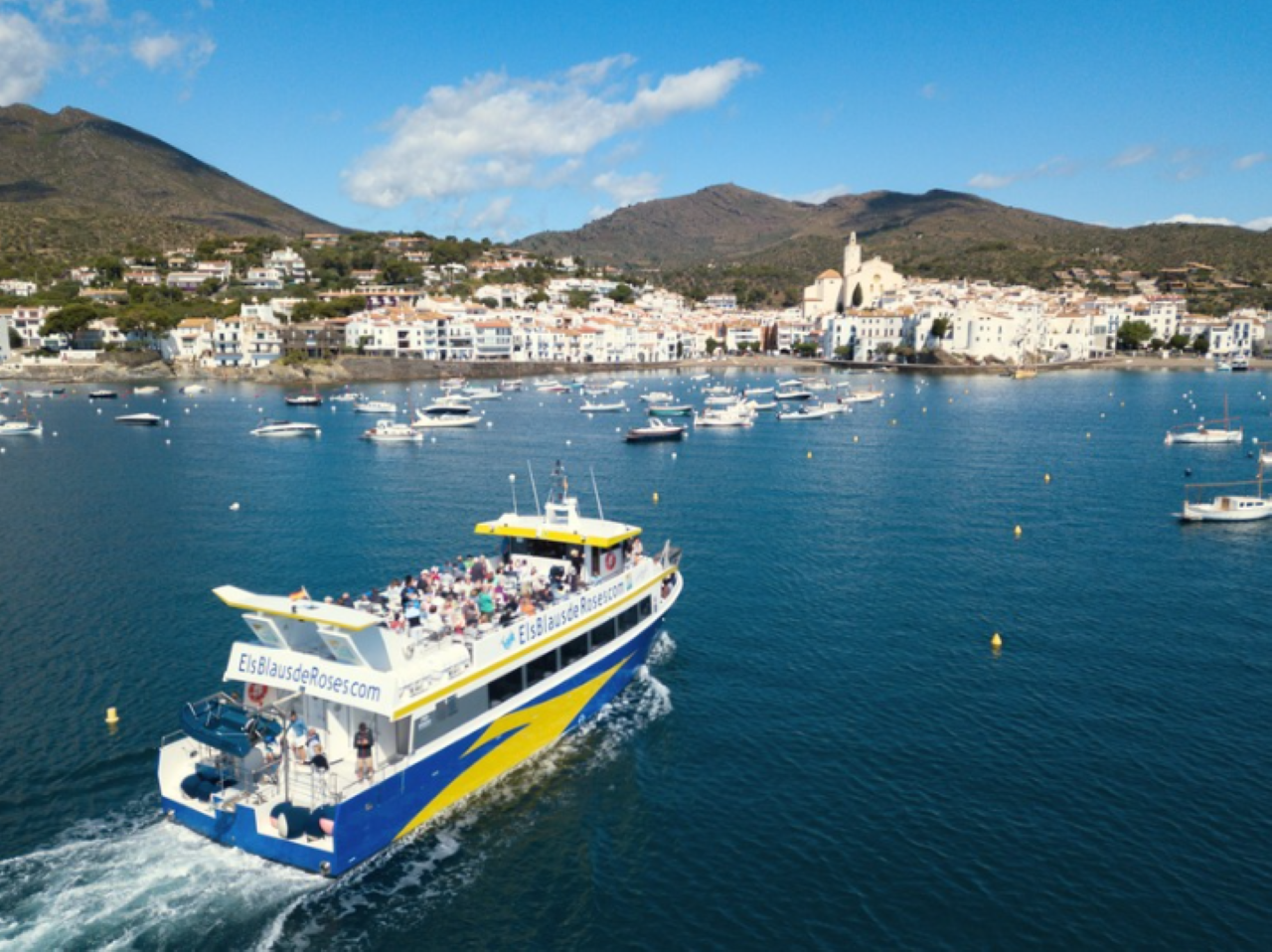 Costa Brava Boat Journey from Roses to Cadaqués with Audio Guide