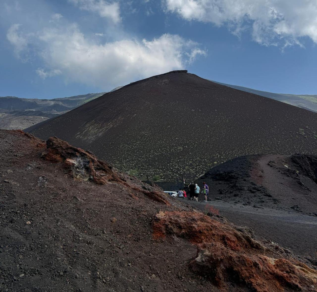 Catania: Etna Morning Tour, Lava Cave by Jeep & Van