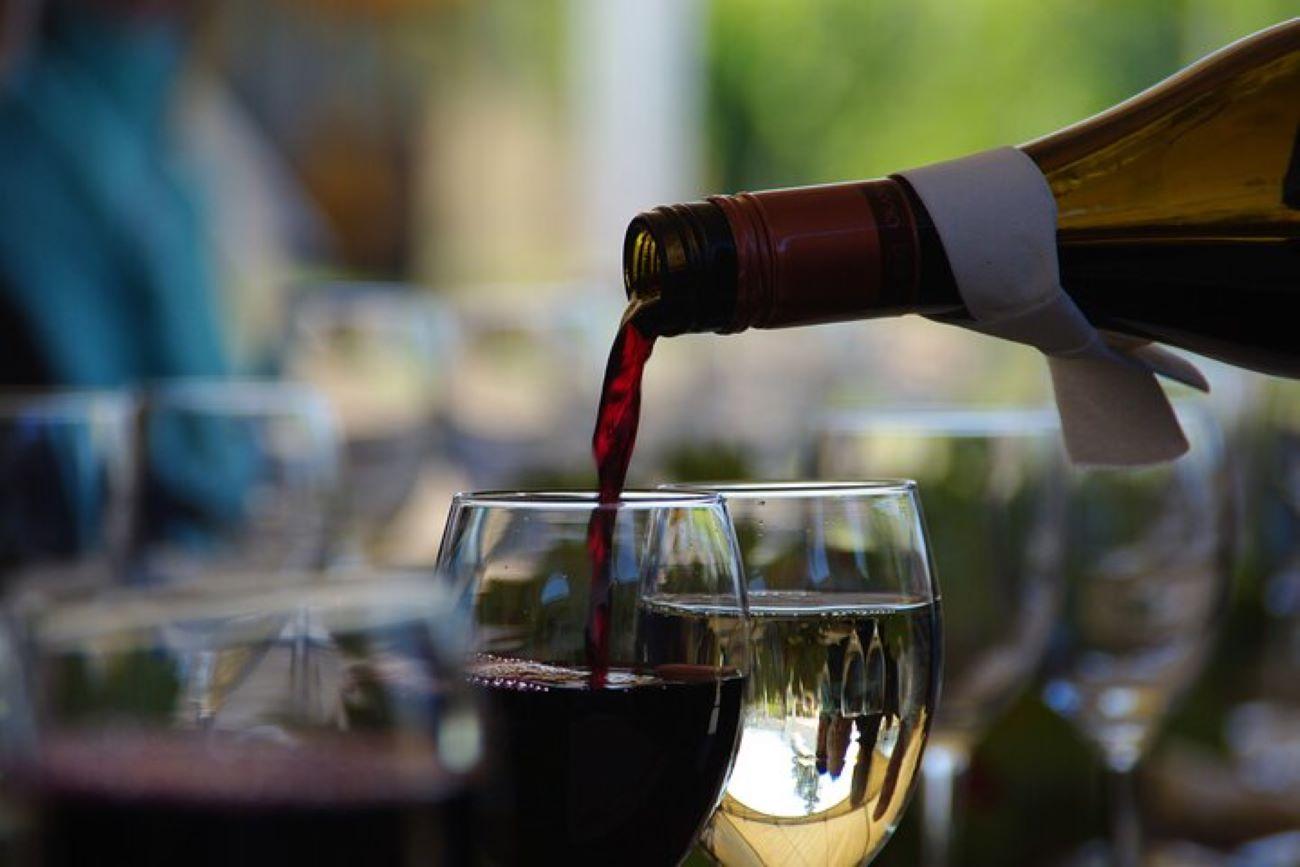 West Kelowna Winery Tour with Tastings