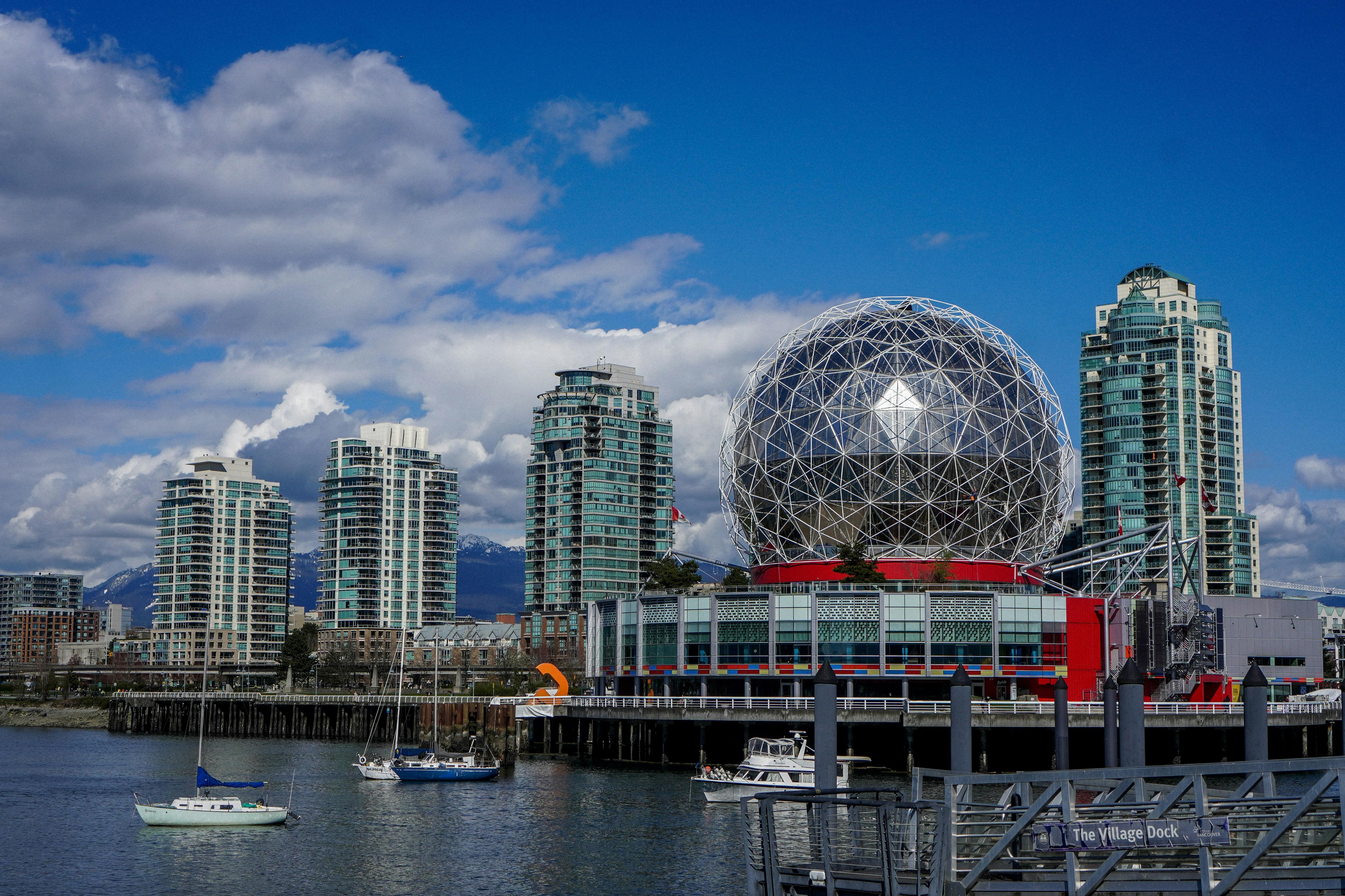 Vancouver Highlights: Capilano Suspension Bridge & Lookout Tour