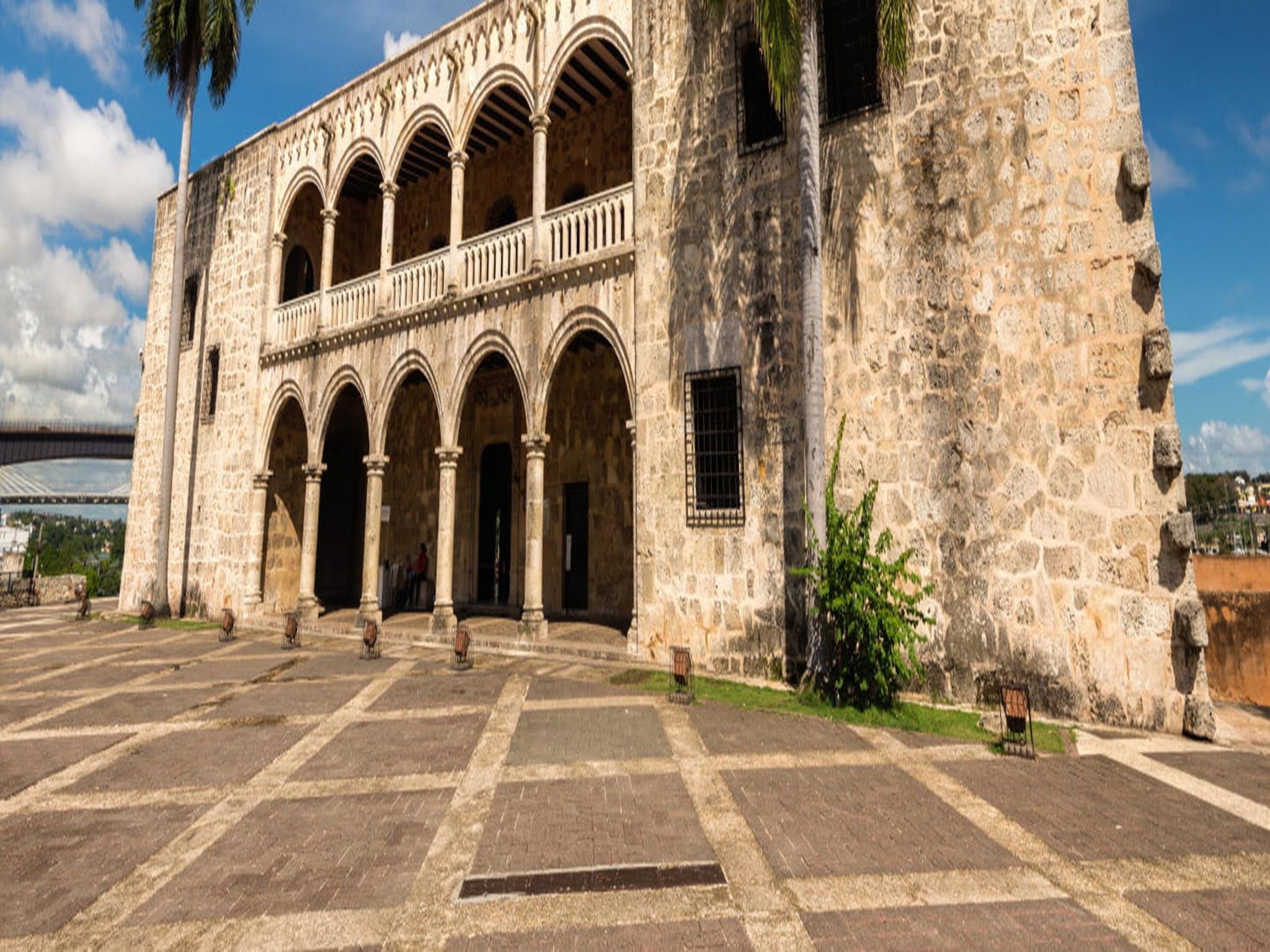 Santo Domingo VIP Discovery Tour from Punta Cana