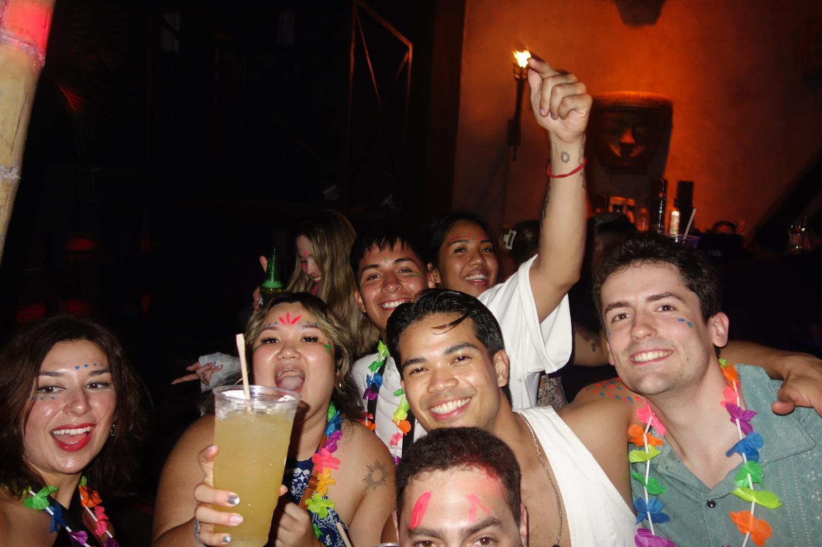 Playa del Carmen Social Pub Crawl