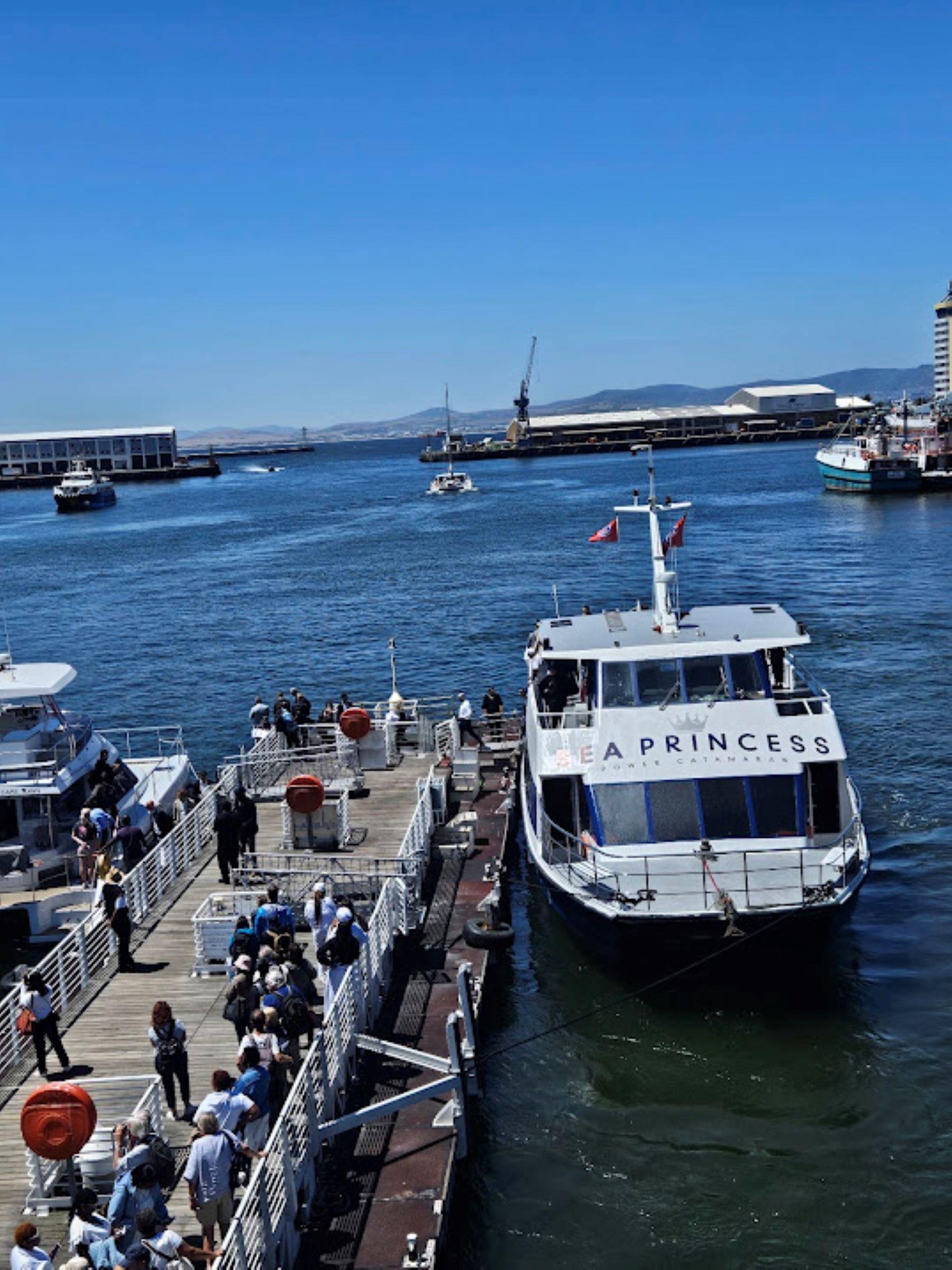 Robben Island Ferry, Prison & Guided Tour from Cape Town