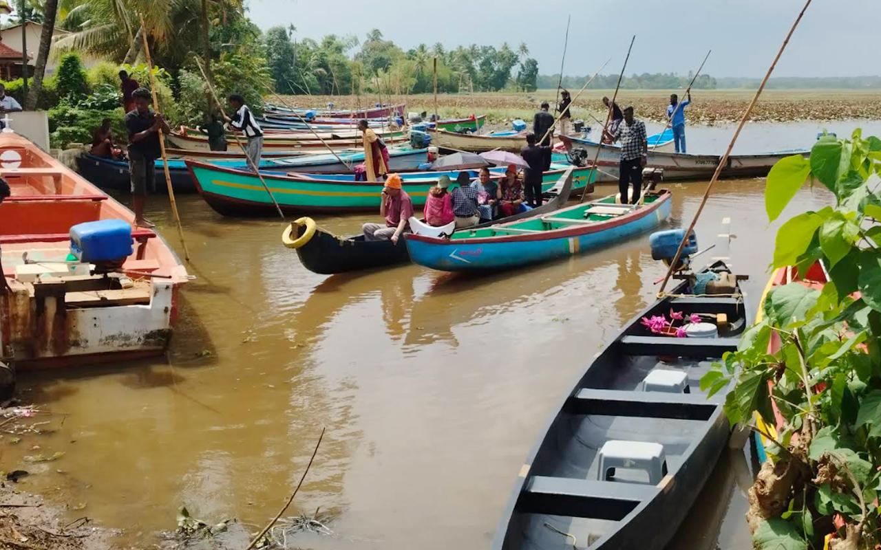 Malarikkal Backwater Sunrise Excursion from Kochi