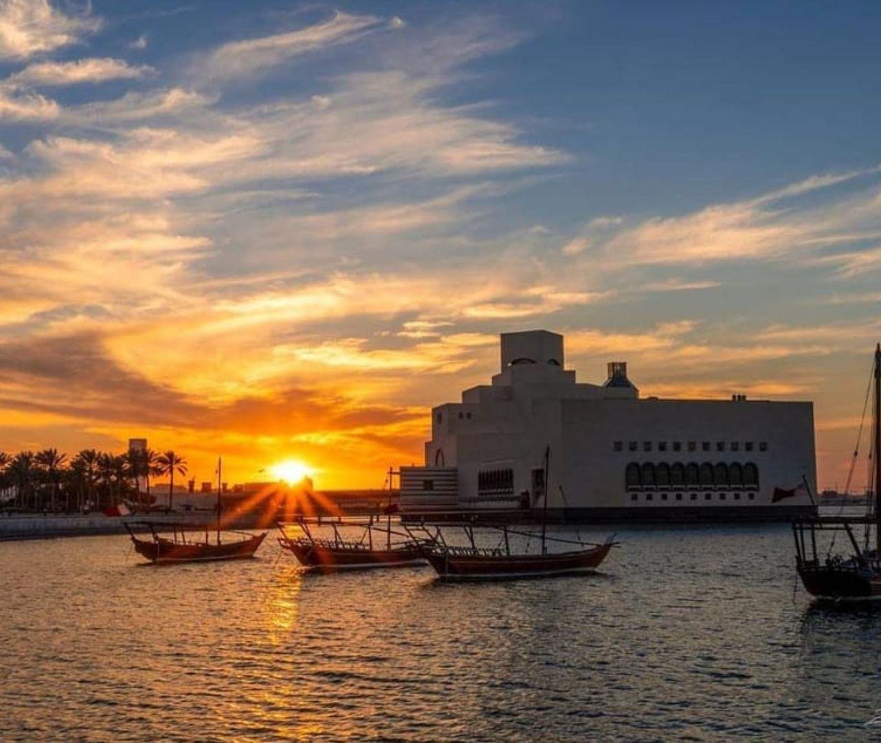 Doha Traditional Dhow Cruise with Private Transfers
