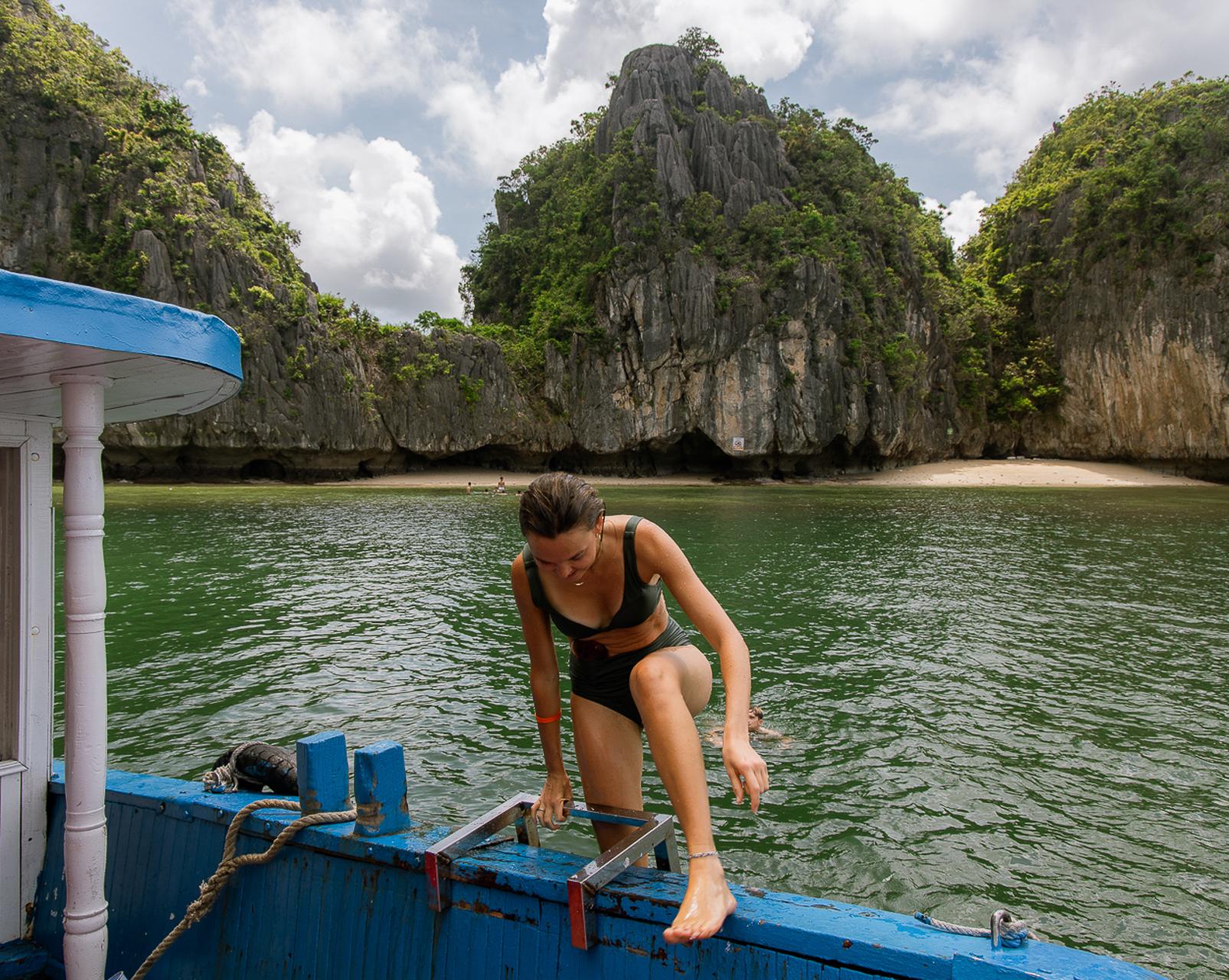 Cat Ba Island: Lan Ha & Ha Long Bay Cruise, Kayak & Snorkel