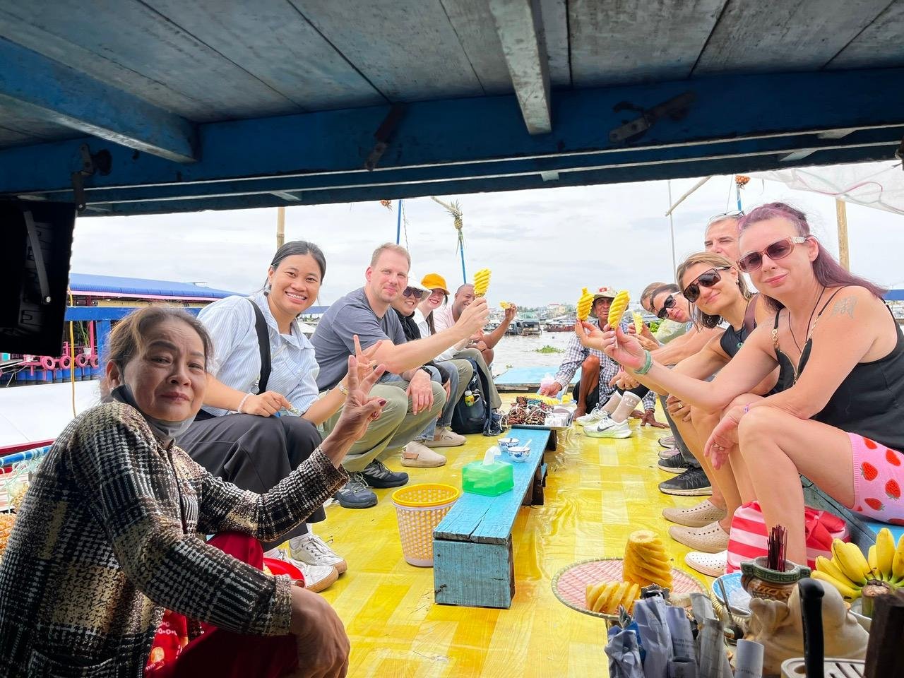 Mekong Delta Day Trip: Cai Rang Floating Market & Cồn Sơn Islet