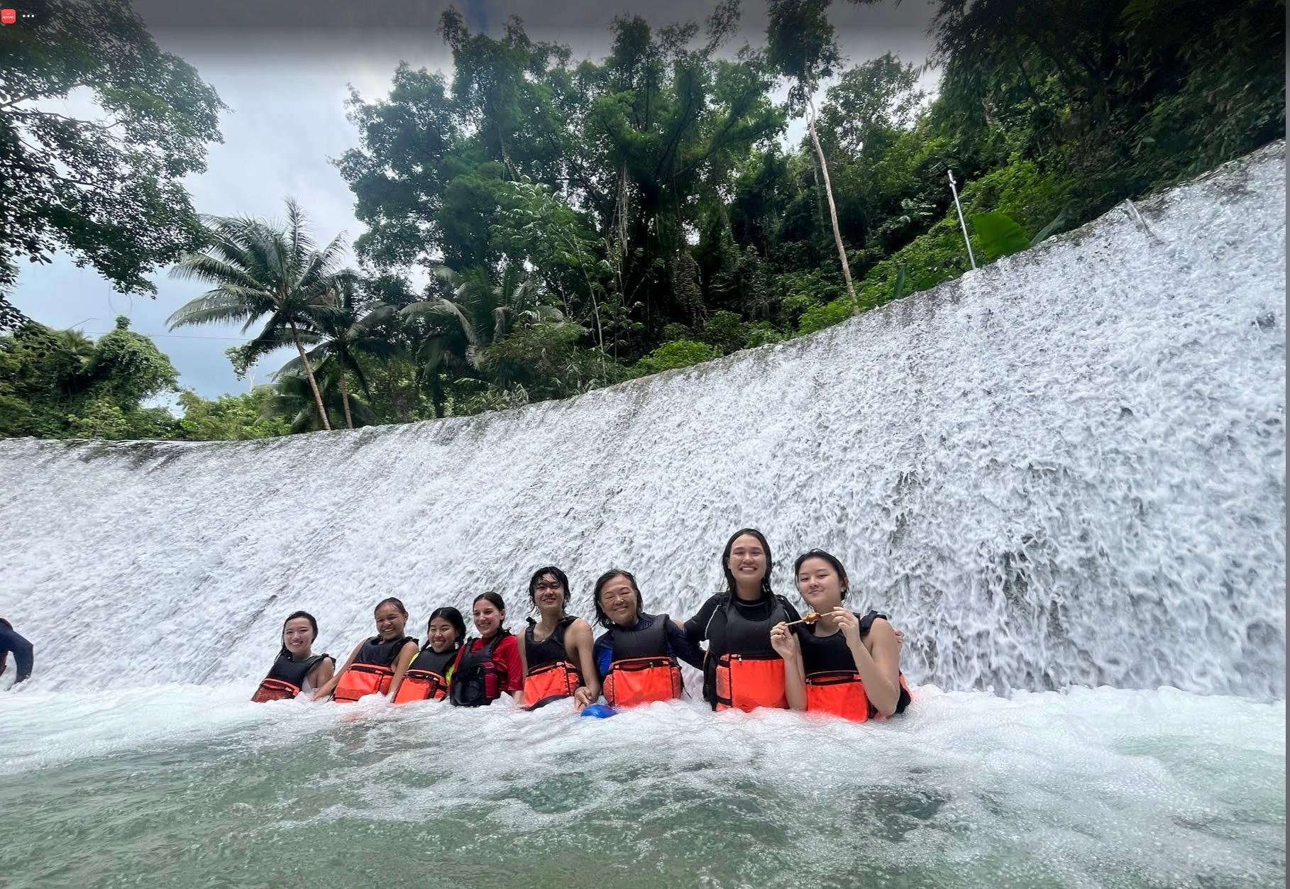 Cebu: Kawasan Canyoneering, Sardine Run & Turtle Encounter