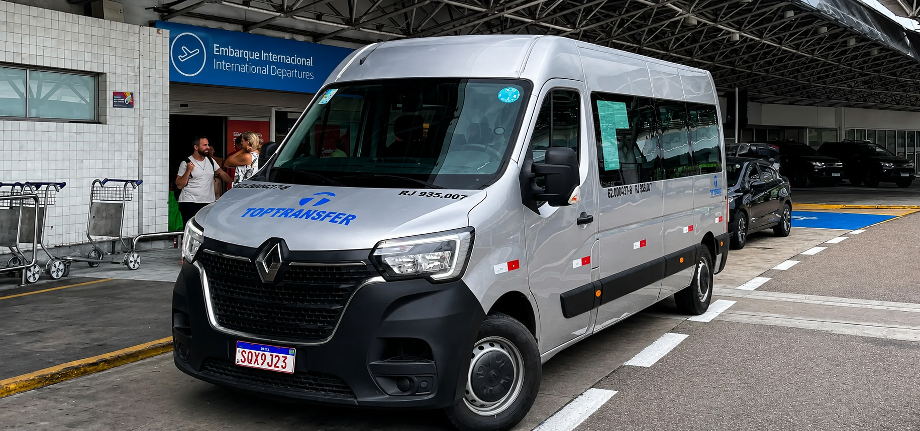 Shared Van & Speedboat Transfer: GIG Airport to Abraão Village
