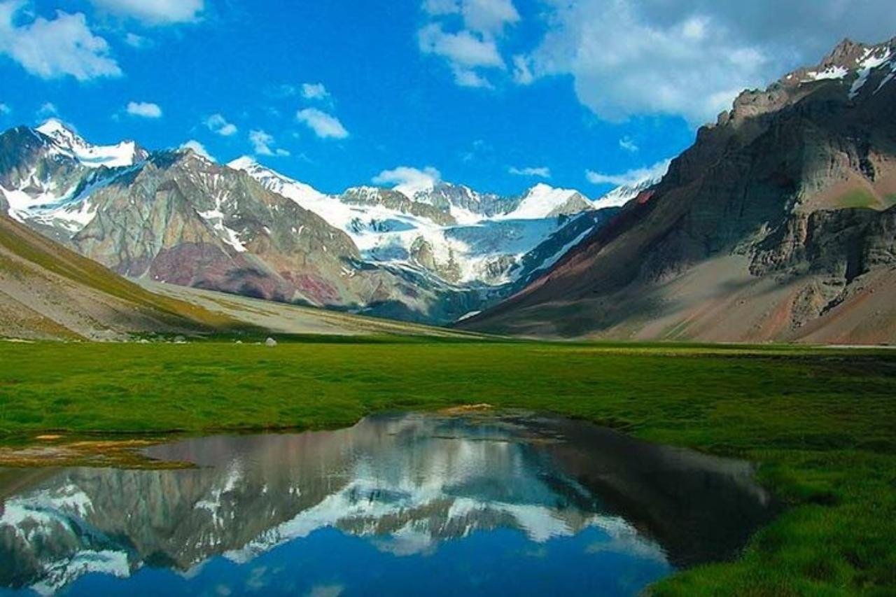 Full-Day Aconcagua Mountain Adventure from Mendoza