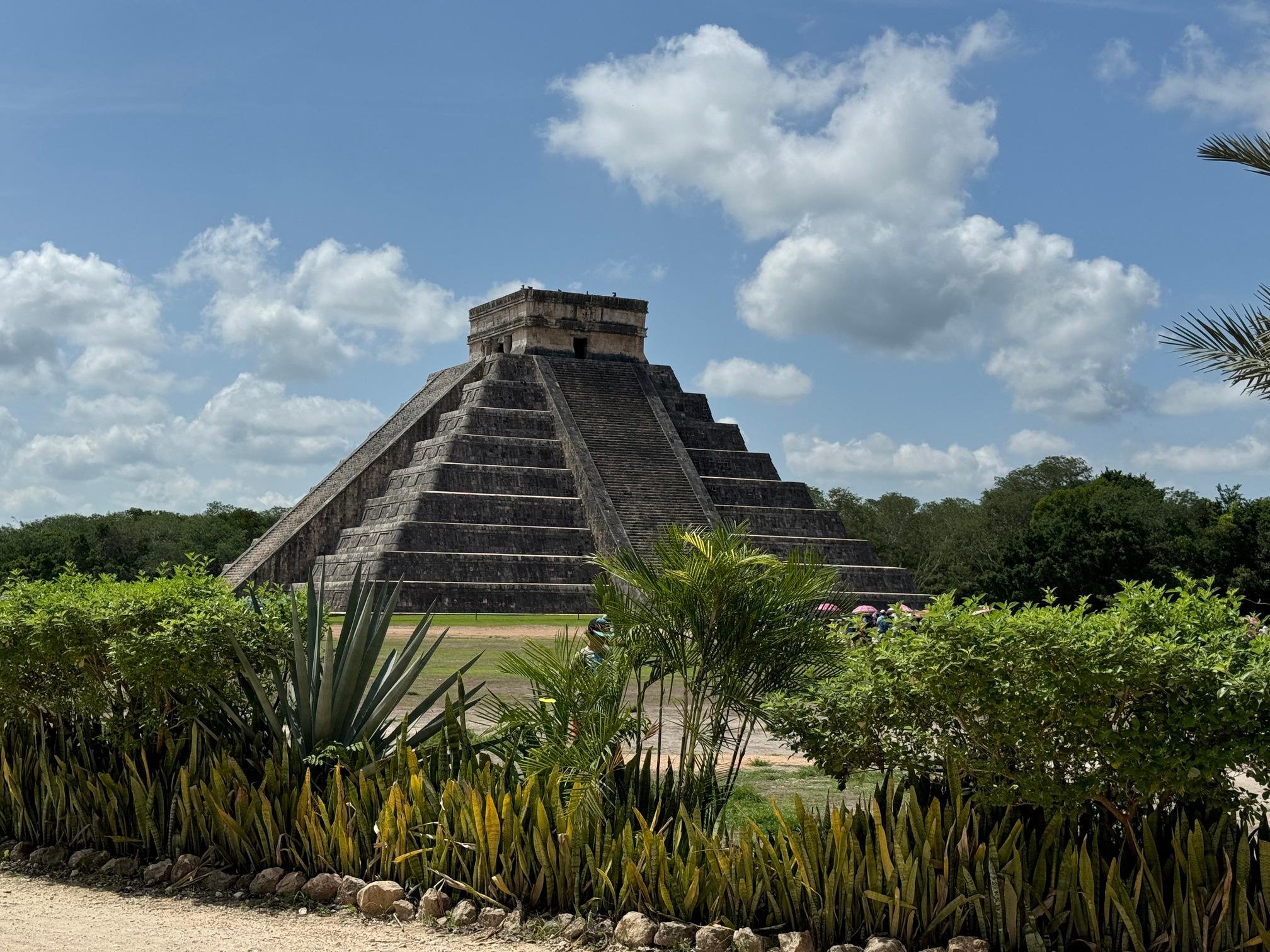 Chichén Itzá Private Day Tour with Cenote Swim & Lunch in Valladolid