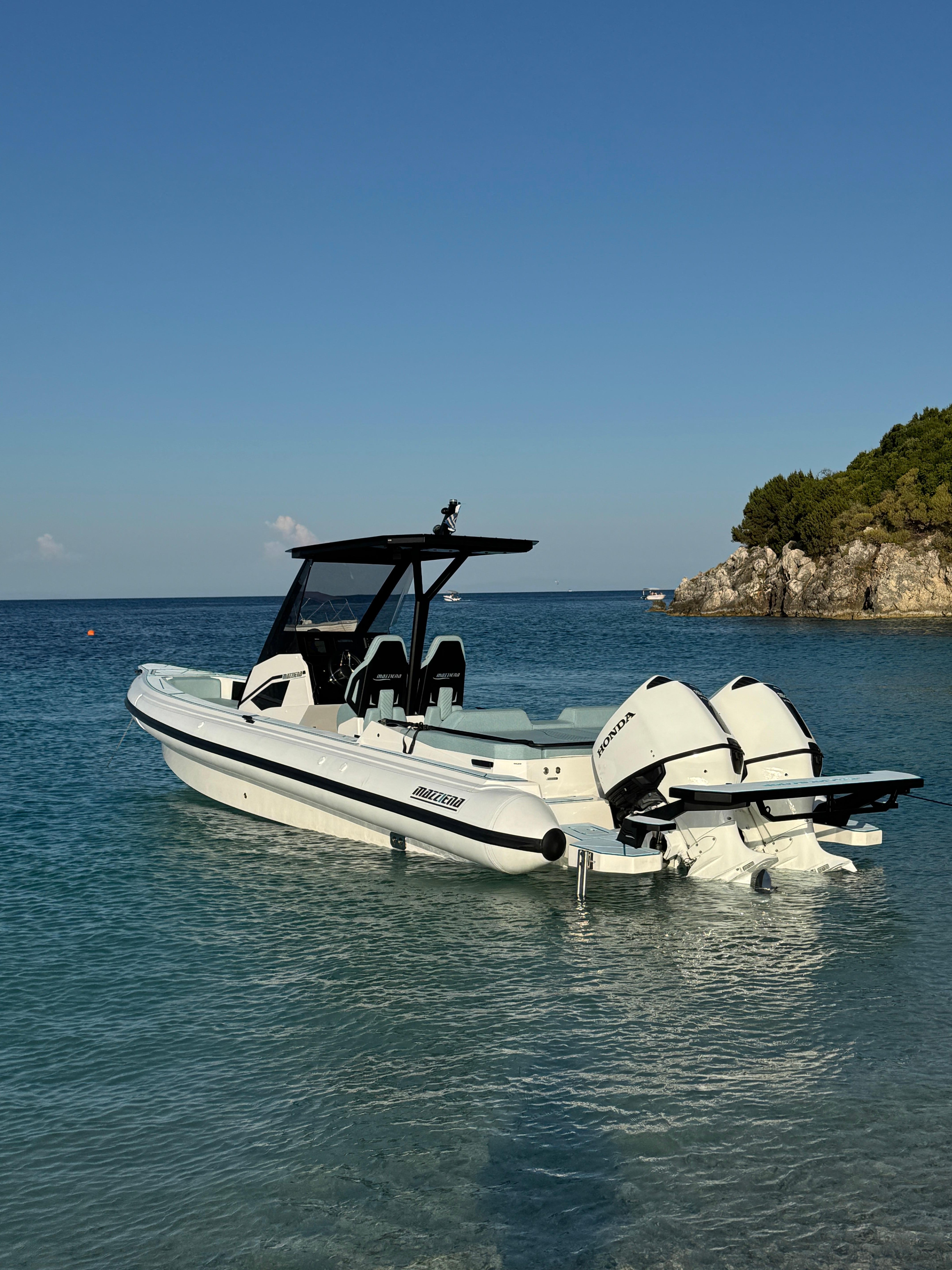 Private RIB Boat Cruise to Navagio & Zakynthos Coast