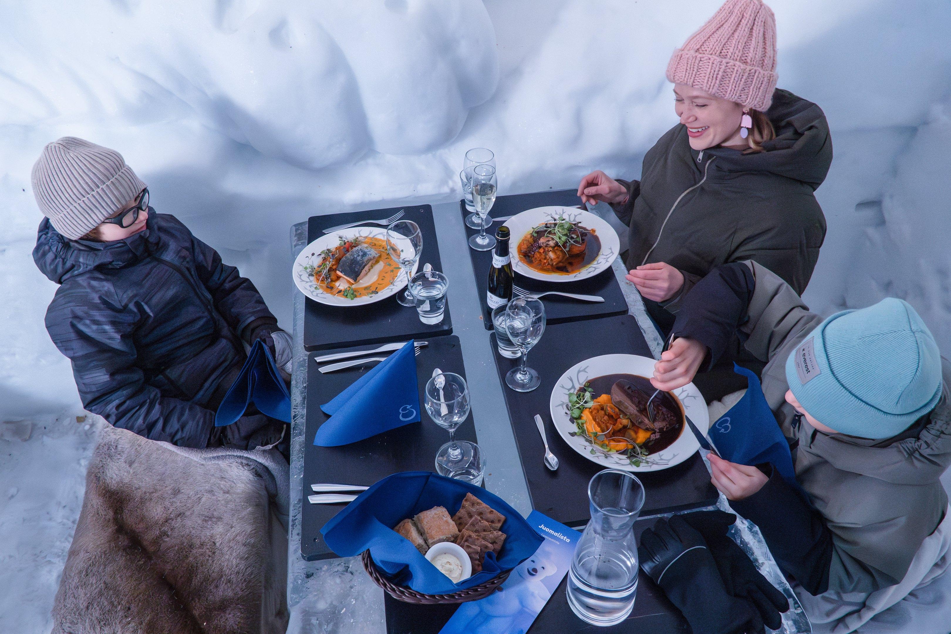Snowman World Day Pass – Santa Claus Village, Rovaniemi