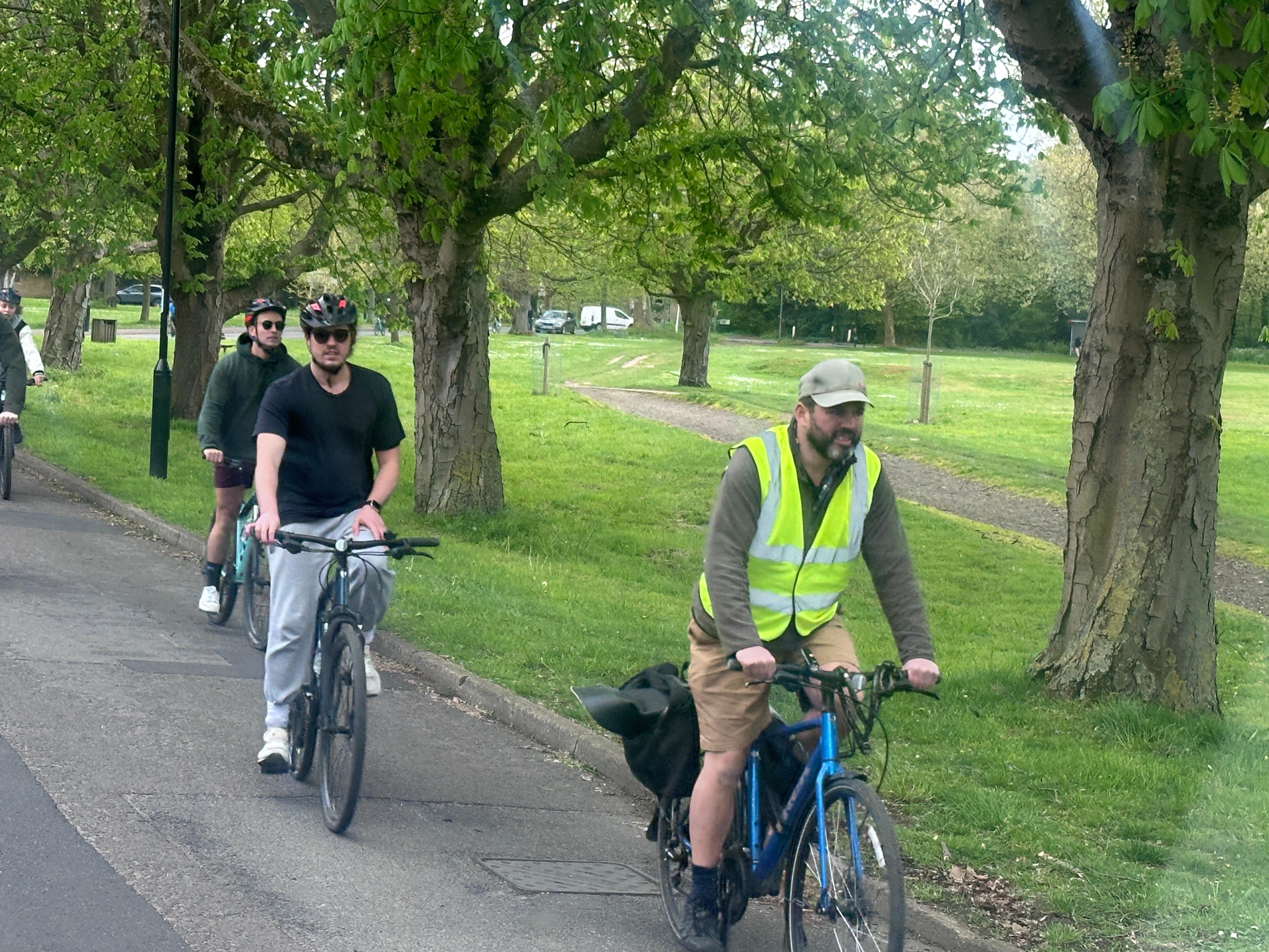Historic Richmond Bike Tour: Palaces, Parks & River Views