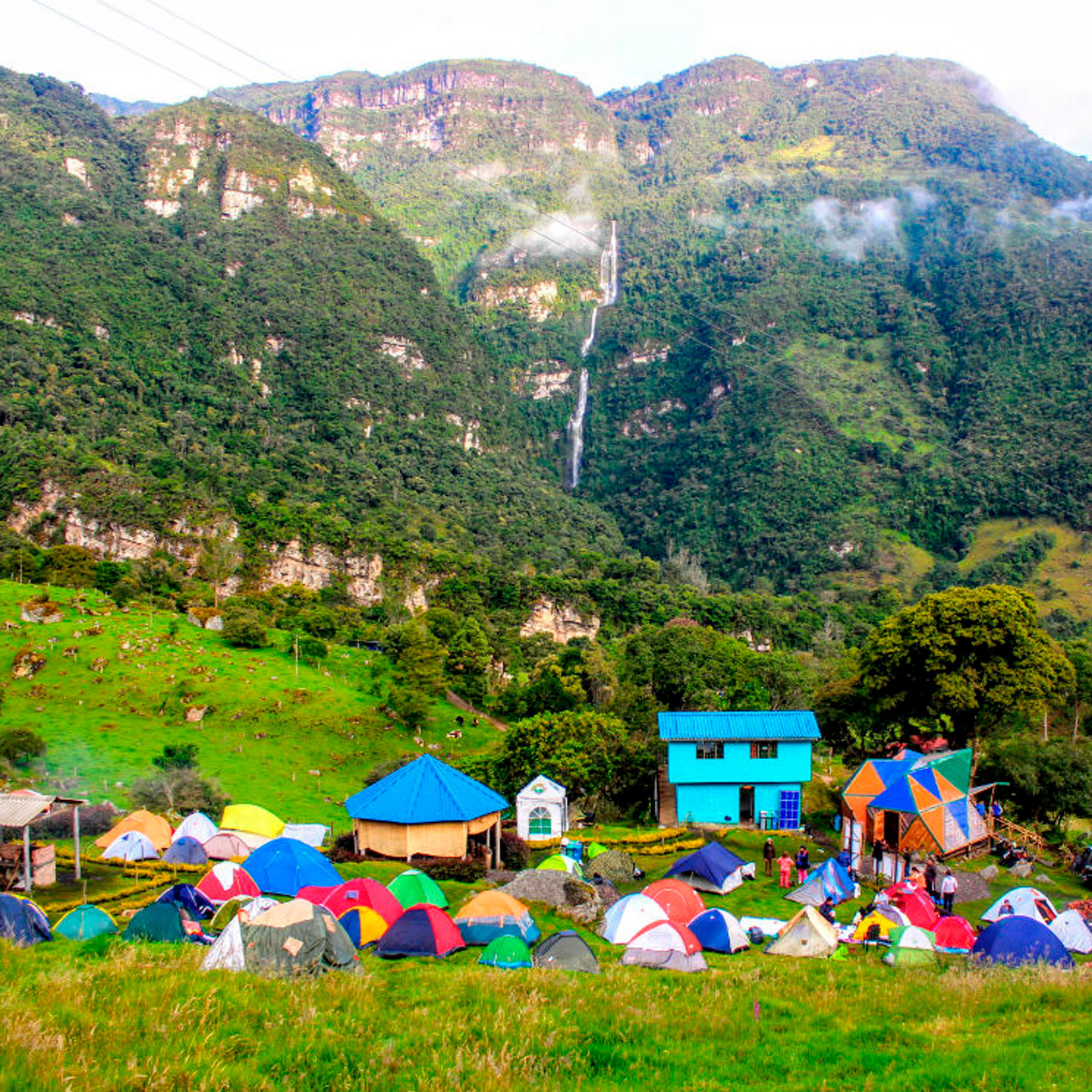 La Chorrera Waterfall Guided Hike from Bogotá
