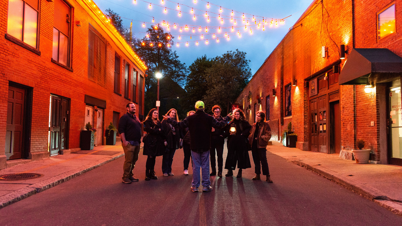 Salem Night Tour: Haunt and History After Dark
