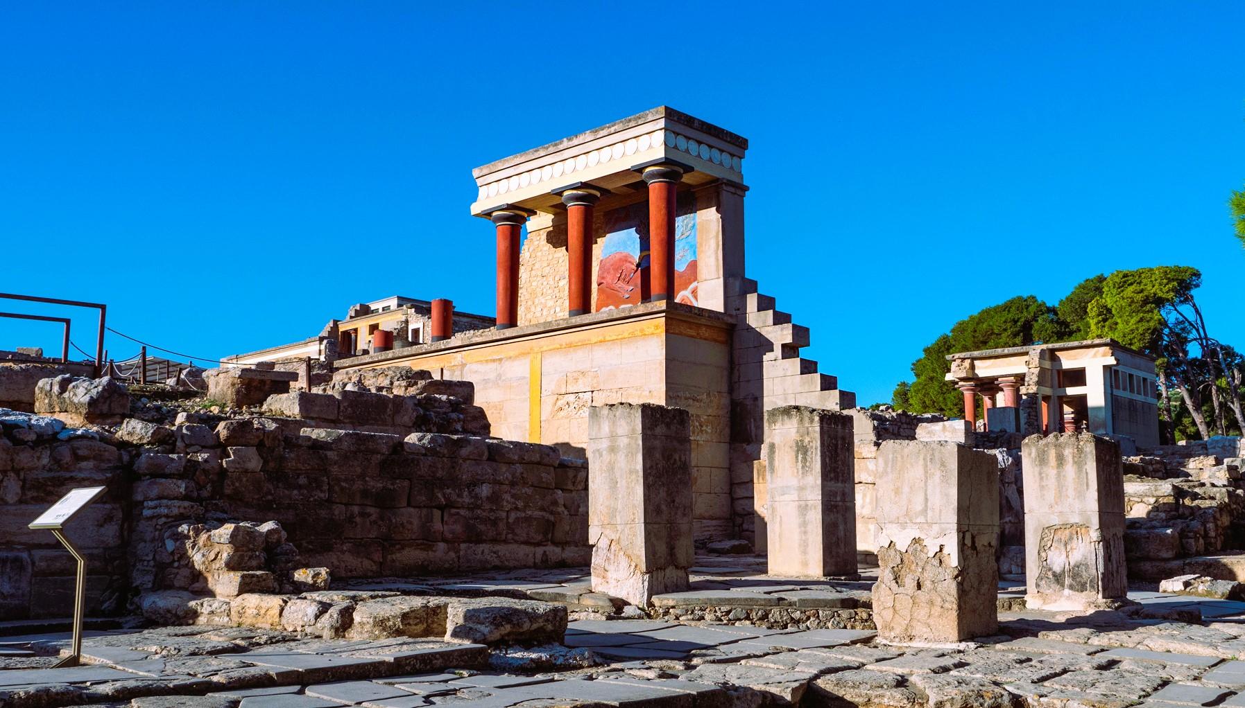 Crete: Knossos Palace, Winery & Olive Oil Tour with Lunch - 2026 (Verified Reviews)