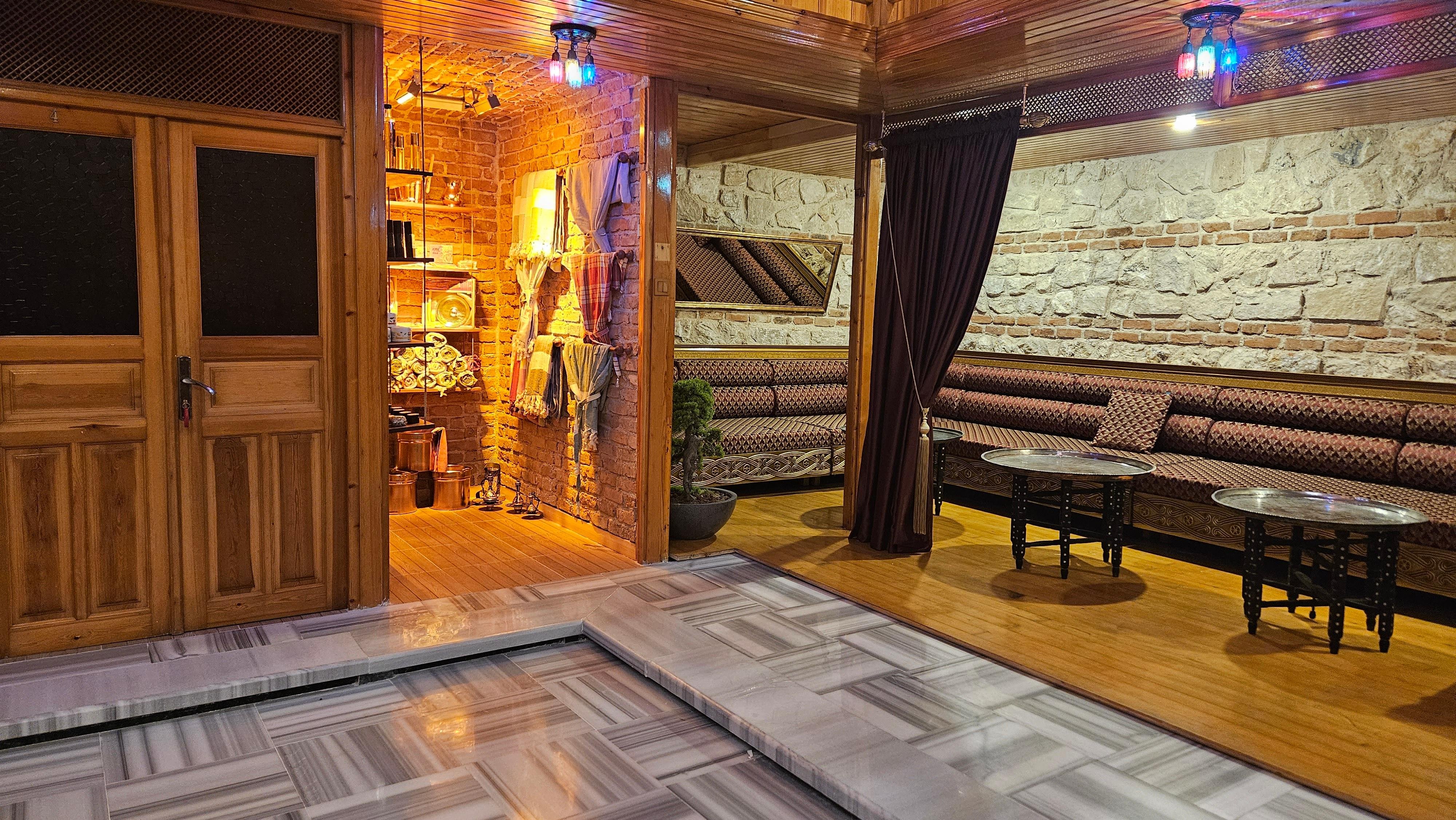 Historic Gedikpasa Hammam Experience with Privacy Options