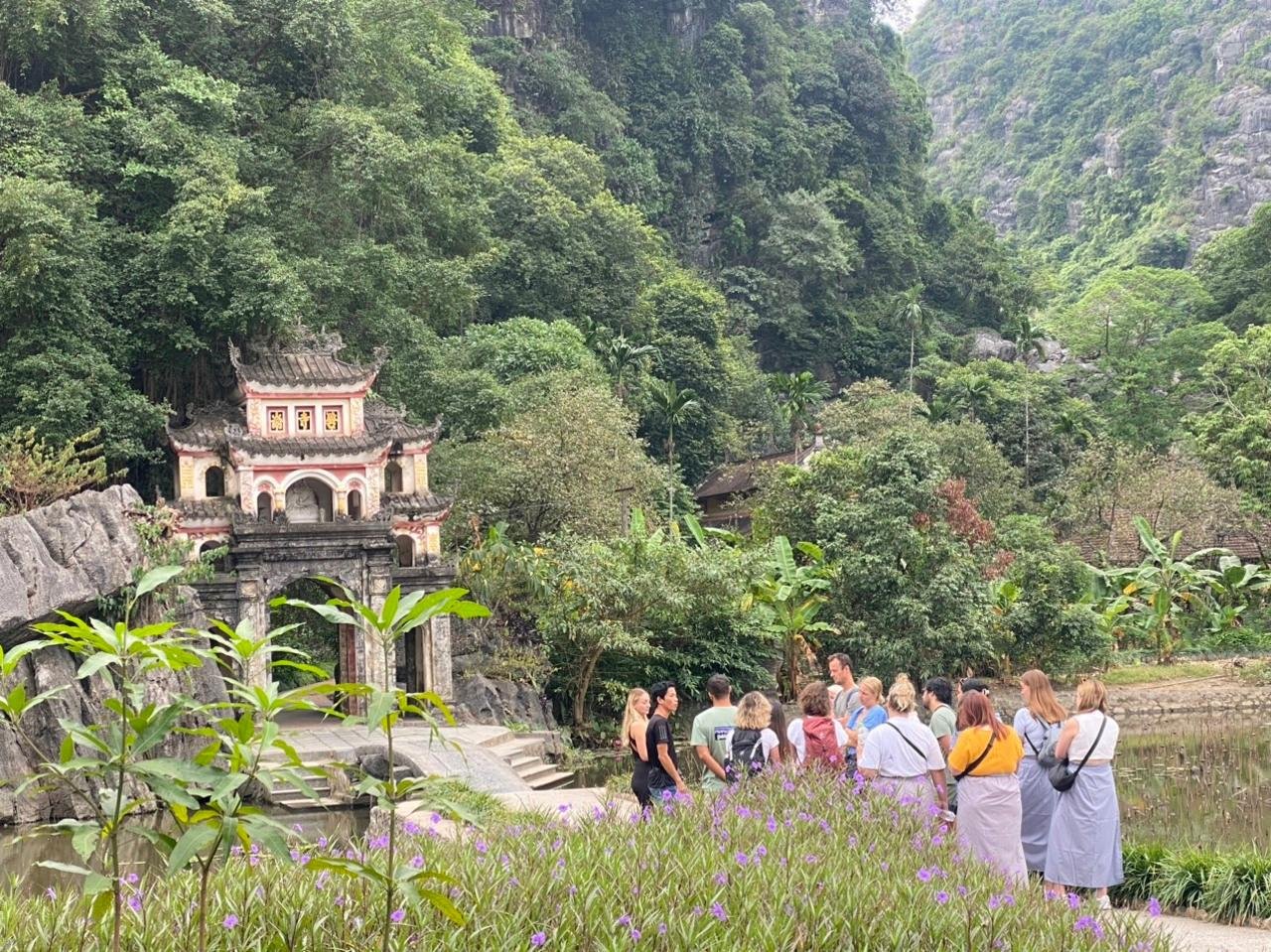 Ninh Binh Private Army Jeep: Trang An, Mua Cave & Bich Dong