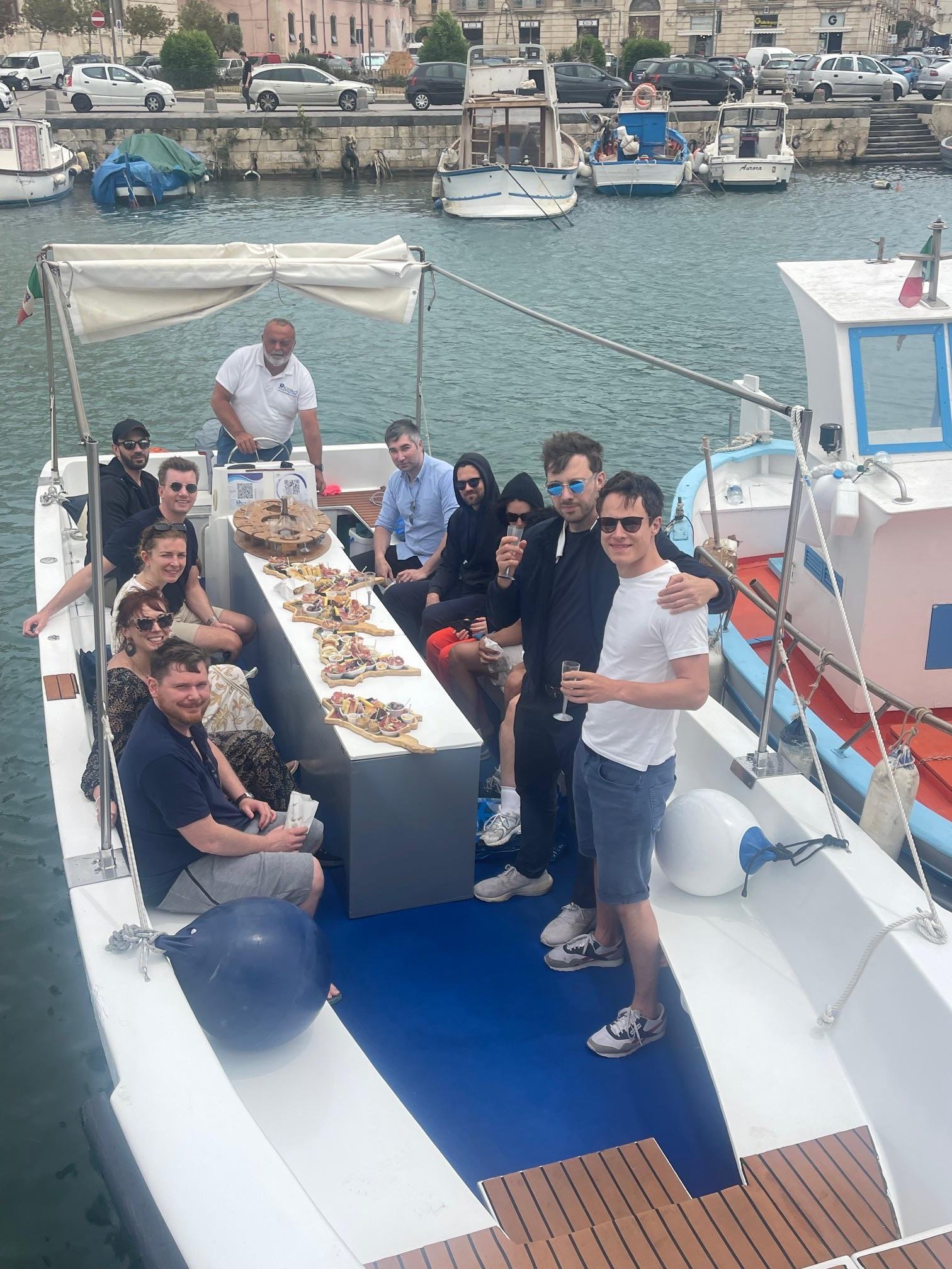 Syracuse: Ortigia Sunset Cruise with Aperitif