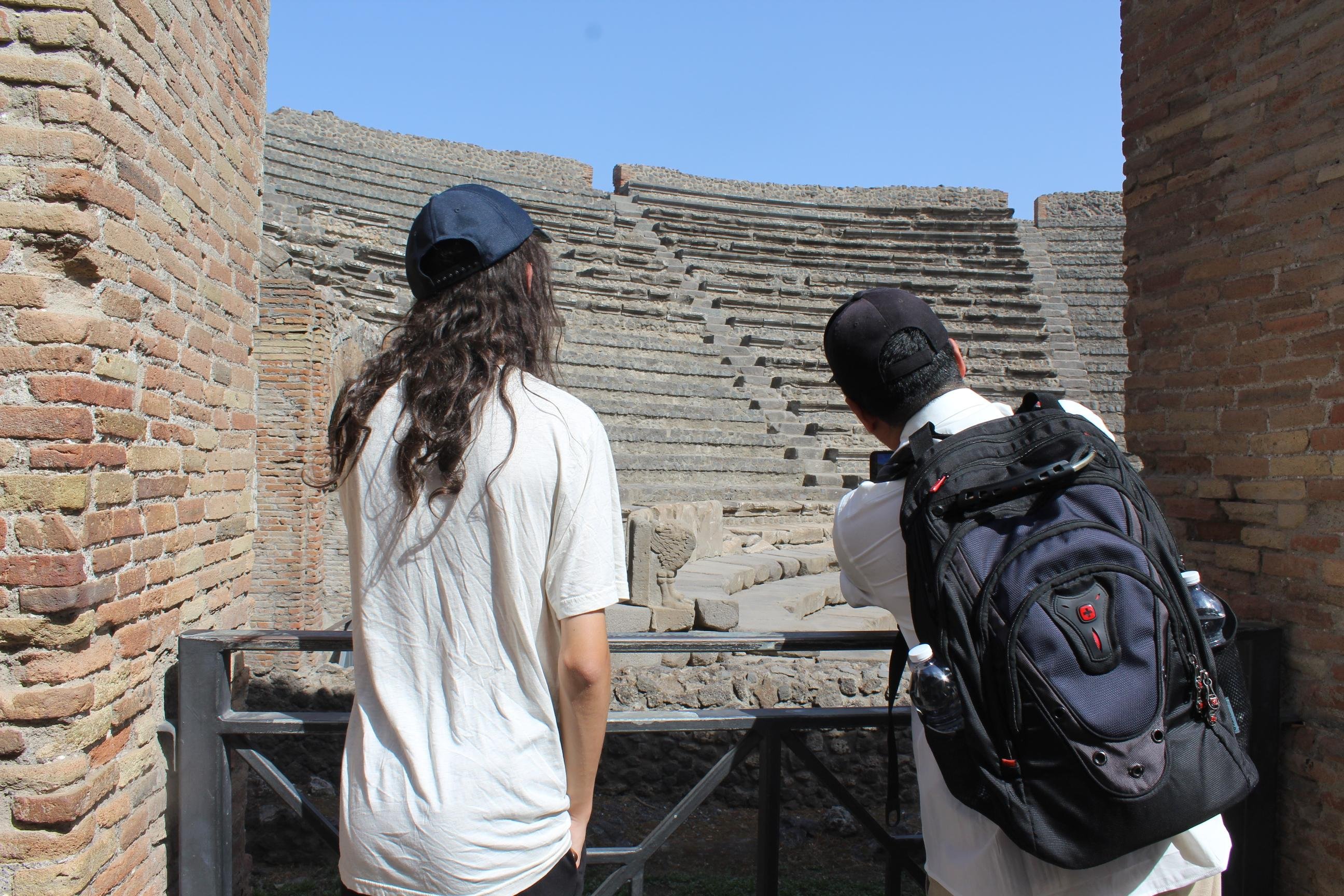 From Naples: Pompeii and Vesuvius Tour with Lunch Included - Mount Vesuvius crater tour and Bay of Naples views