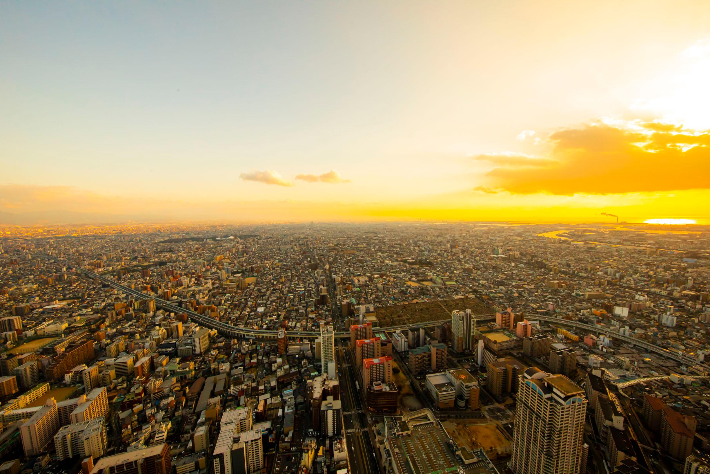 Harukas 300 observatory views over Osaka — image 3