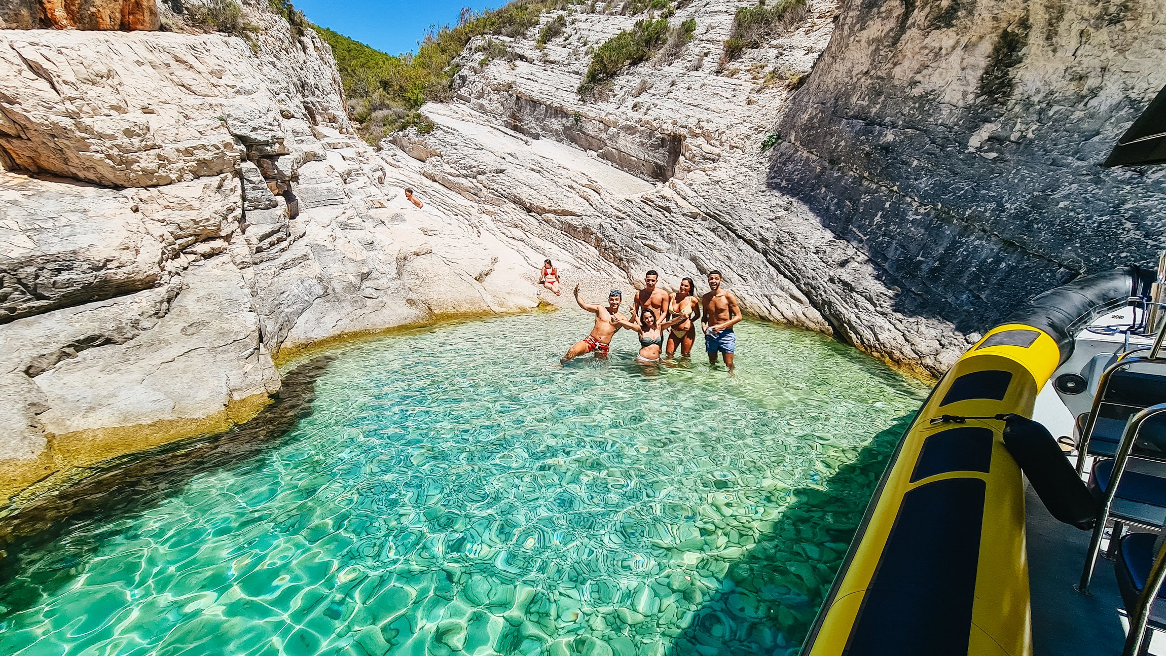 Split: 5-Island Speedboat Adventure with Blue Cave & Hvar