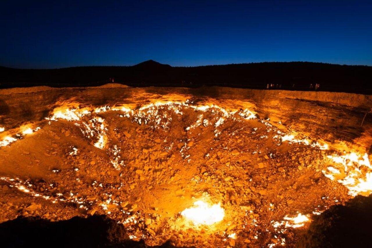Private 2-Day Darvaza Gas Crater Expedition from Uzbekistan