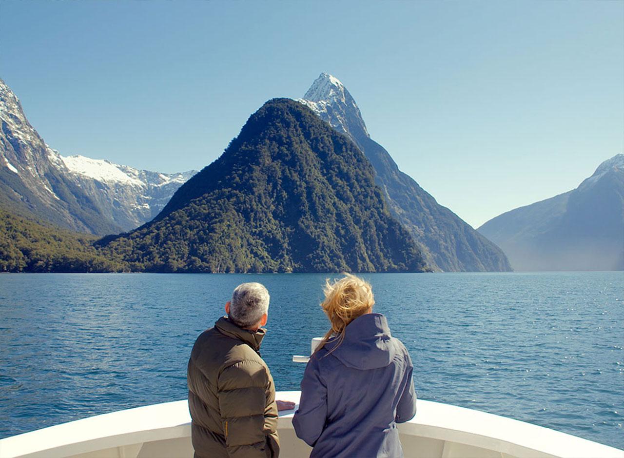 Milford Sound Small-Group Day Tour from Te Anau