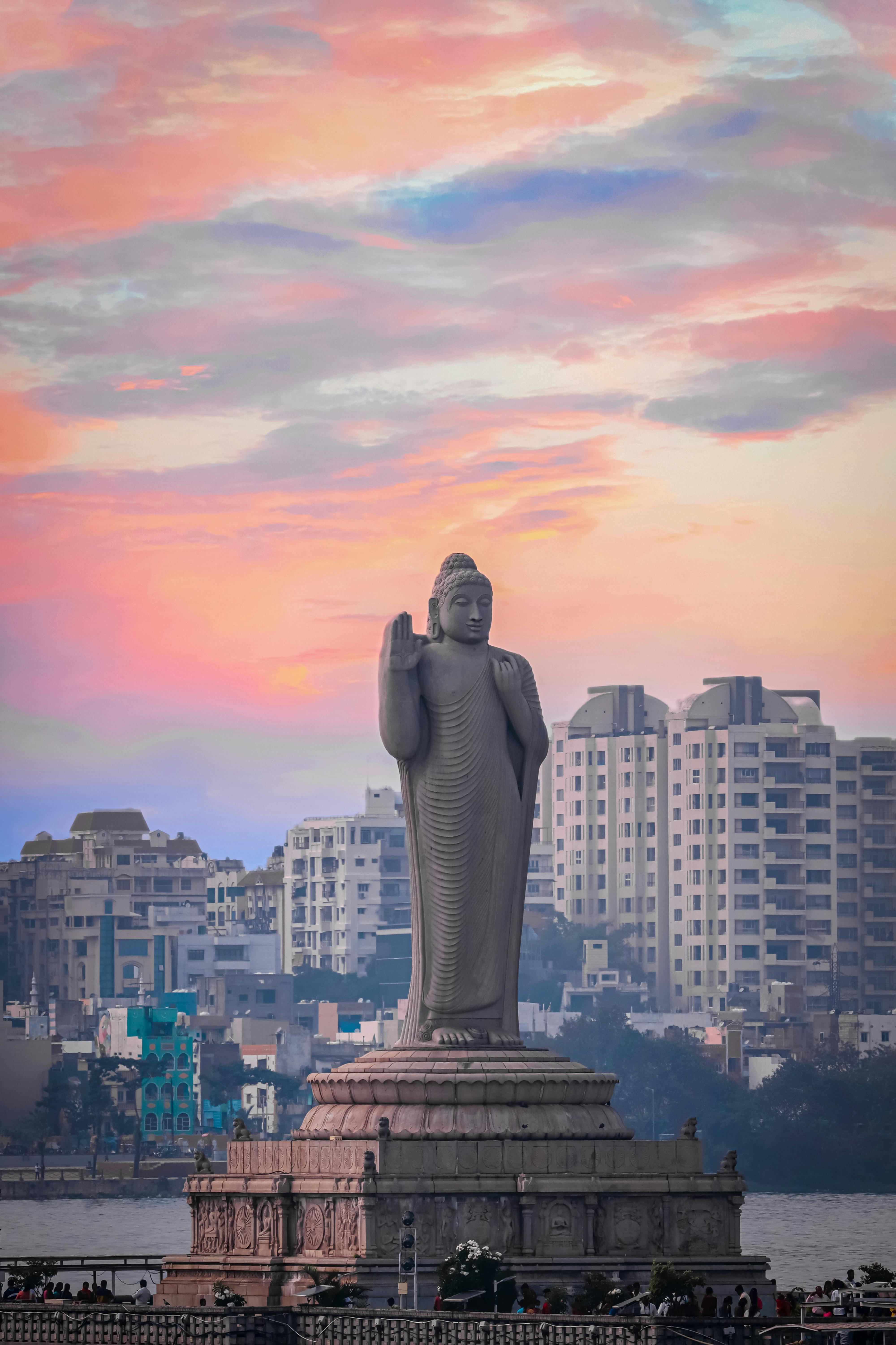 Comprehensive Hyderabad Heritage: Full & Half-Day Private Tour