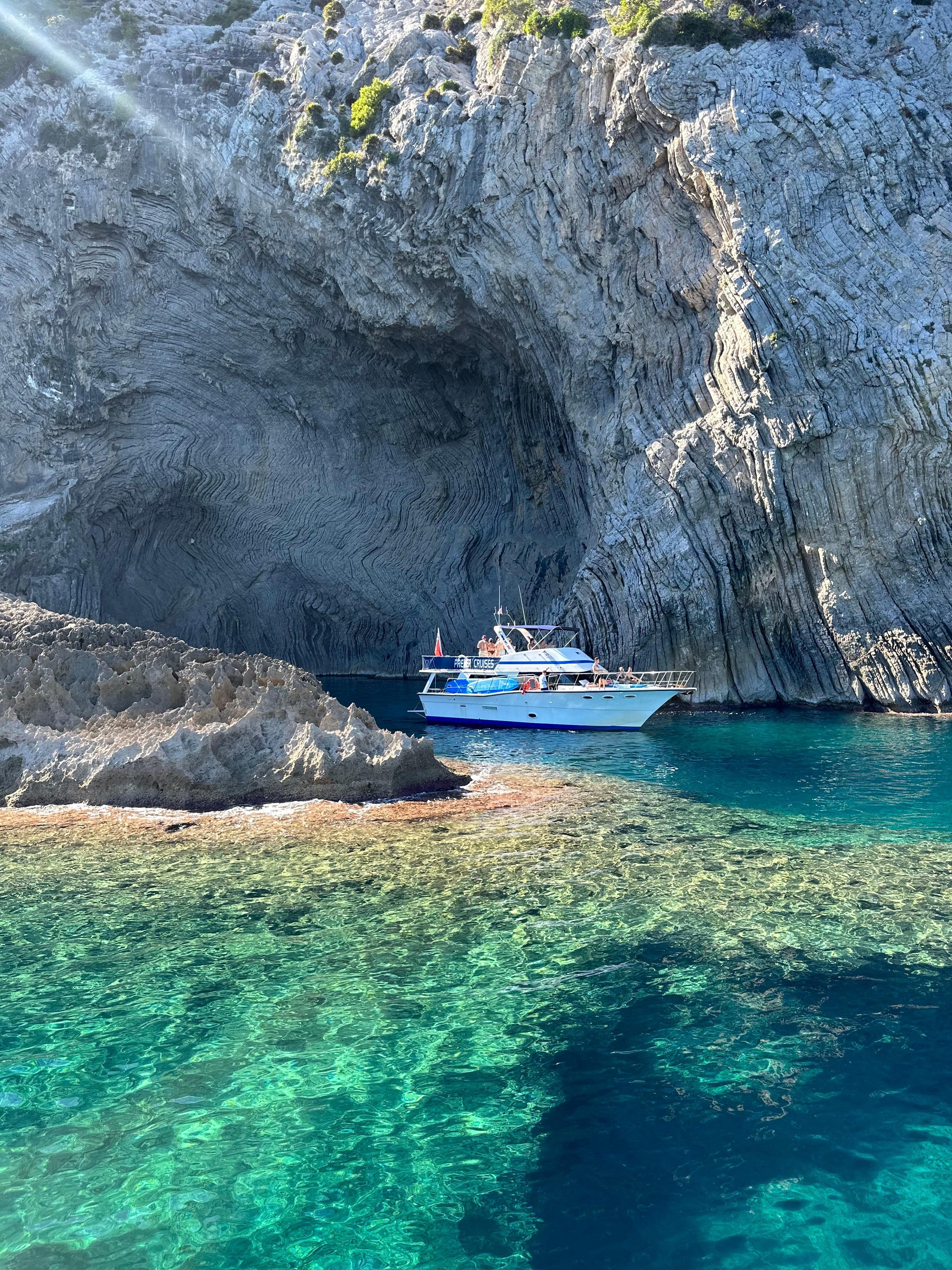 Mallorca North Coast Boat Trip: Caves, Swimming & Tapas
