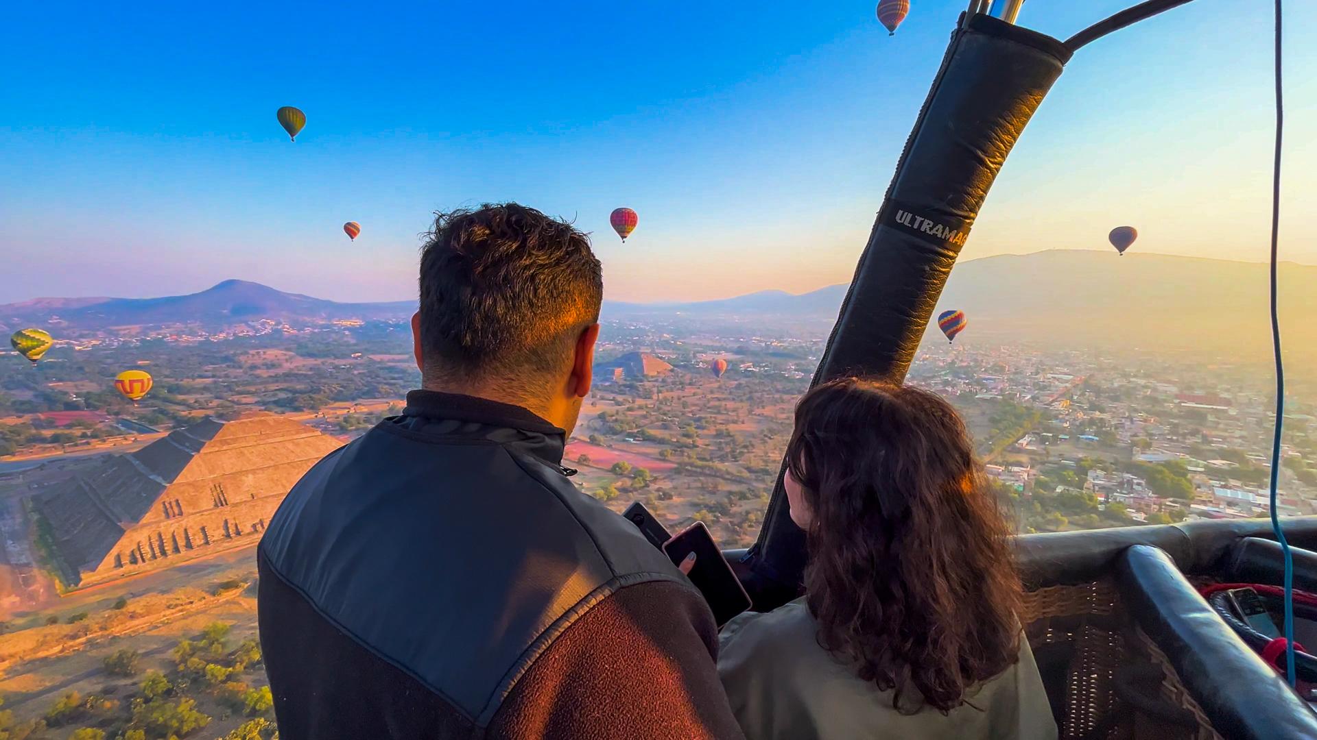 Teotihuacan Hot Air Balloon Adventure & Basilica Tour