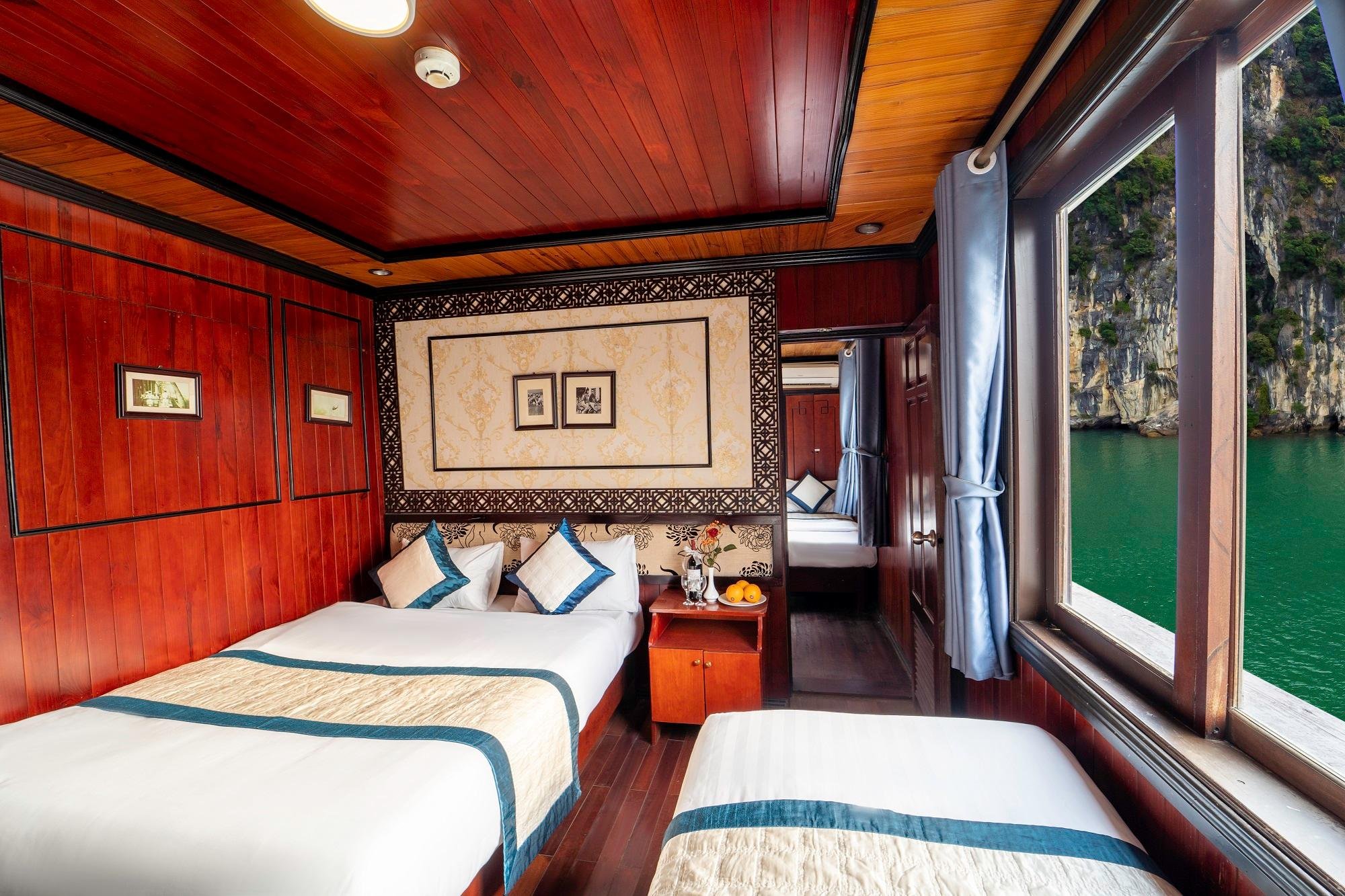 Ha Long Bay 2-Day Overnight Boat Cruise from Hanoi