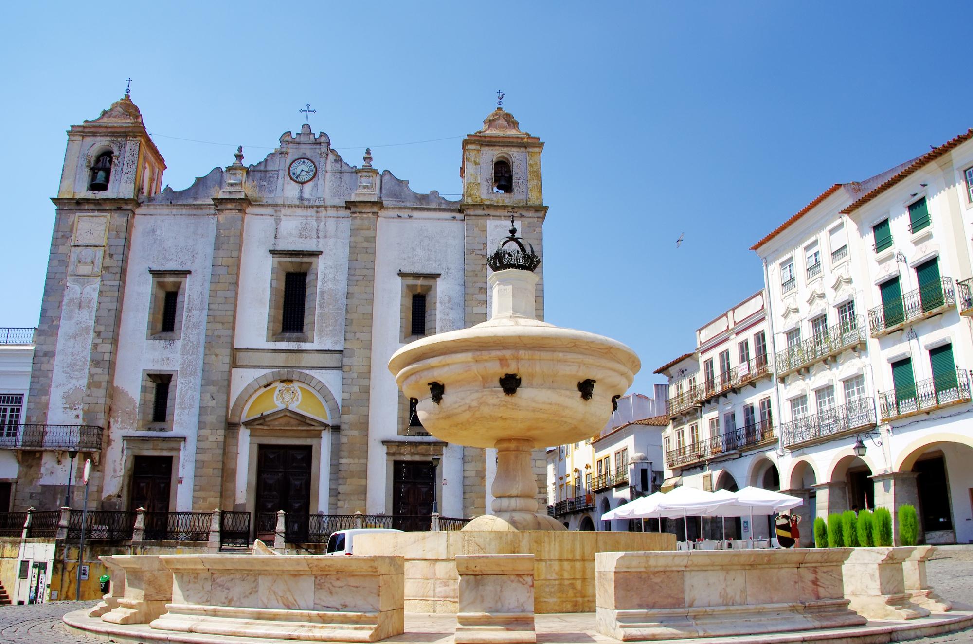 Évora & Monsaraz Wine and Heritage Day Trip