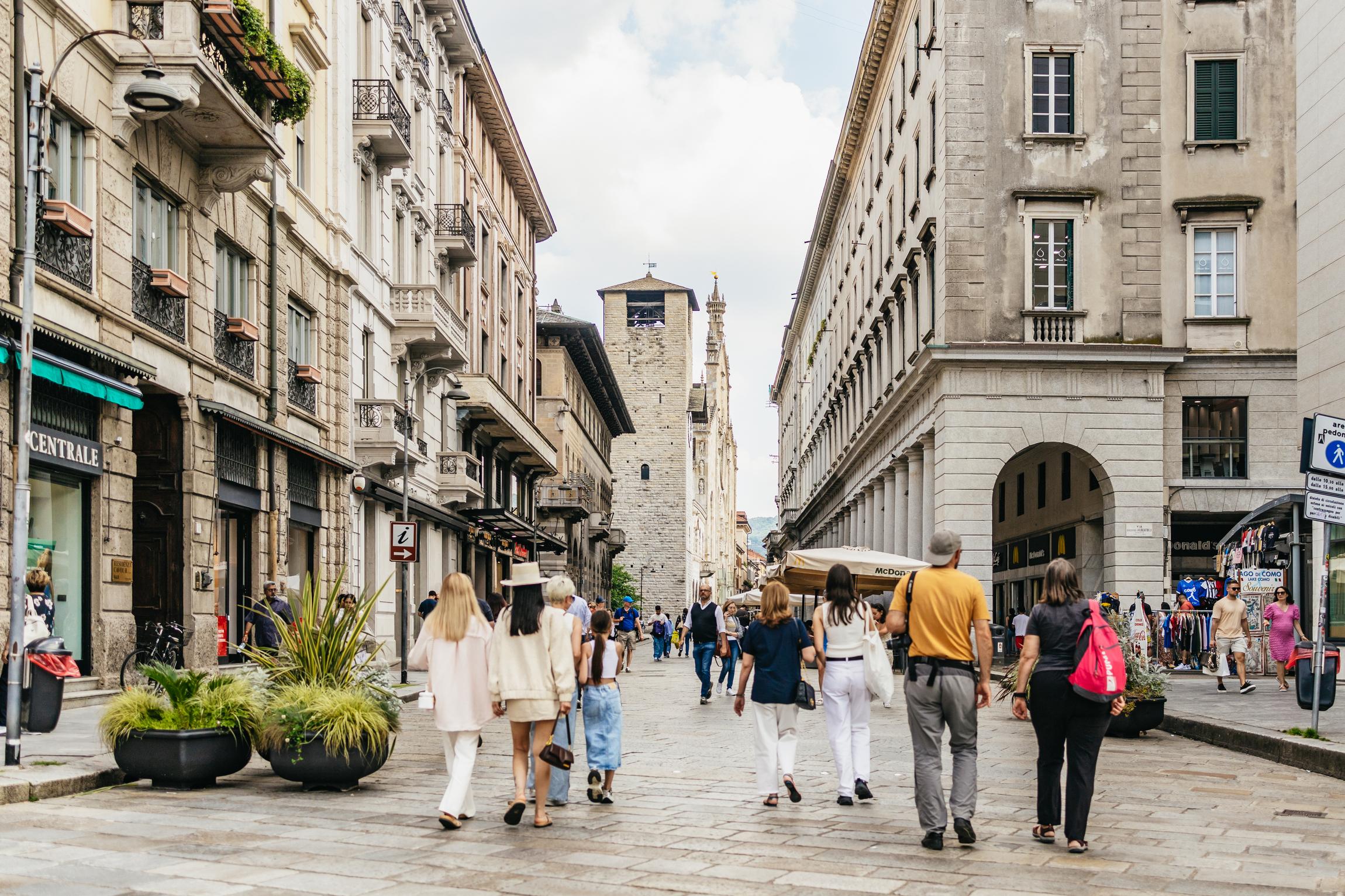 Milan to Lake Como: Bellagio & Como Cruise Day Trip